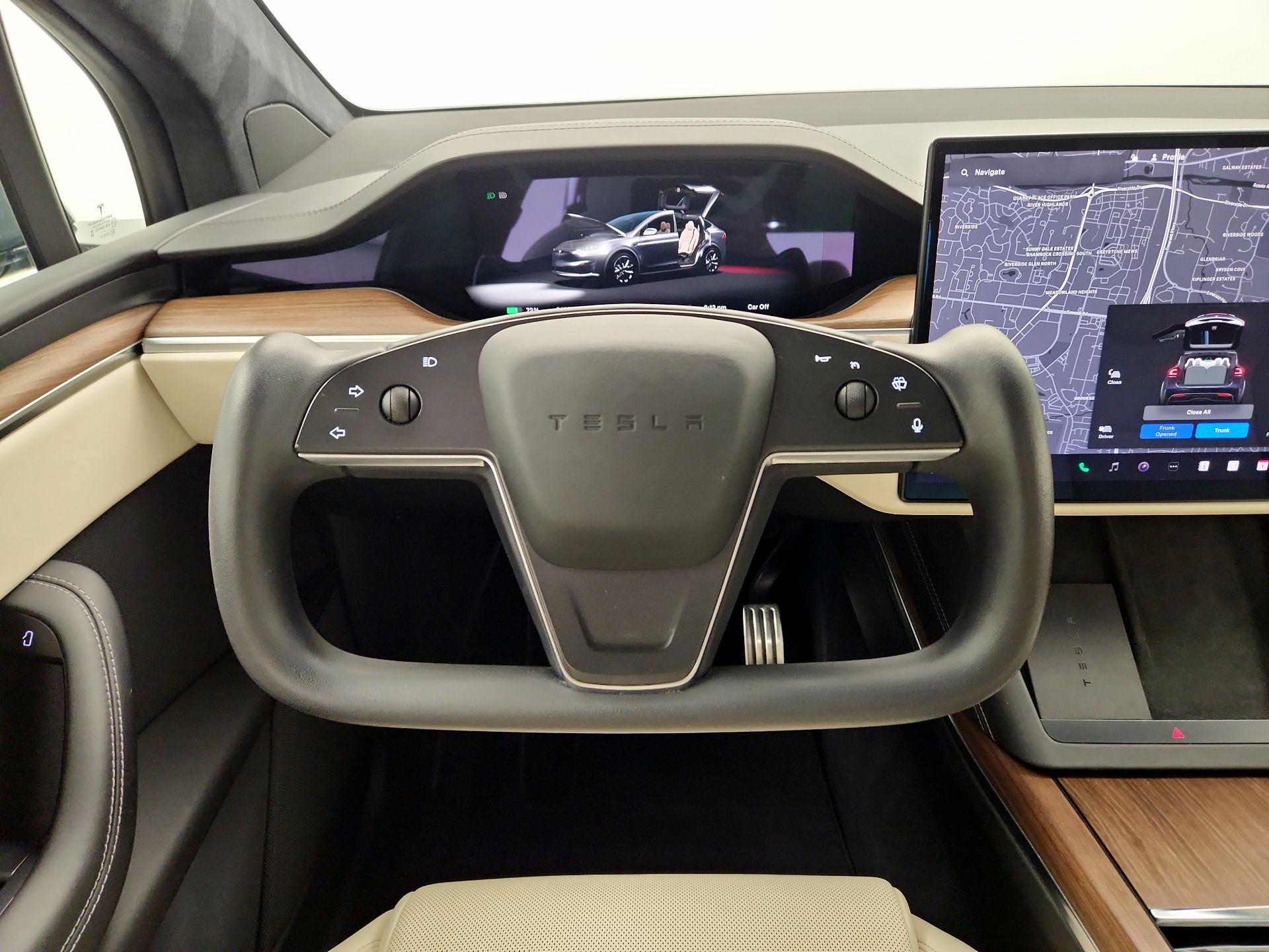 Thumbnail: 2022 Tesla Model X - 10