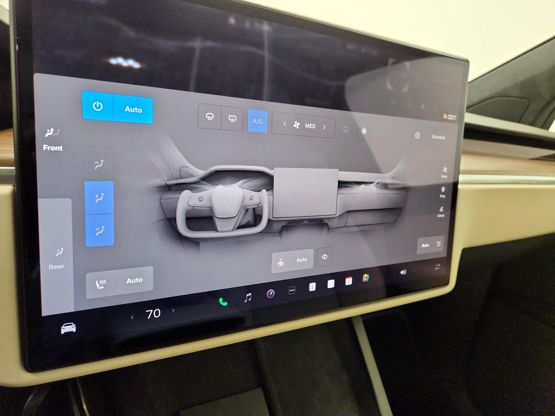 Thumbnail: 2022 Tesla Model X - 16