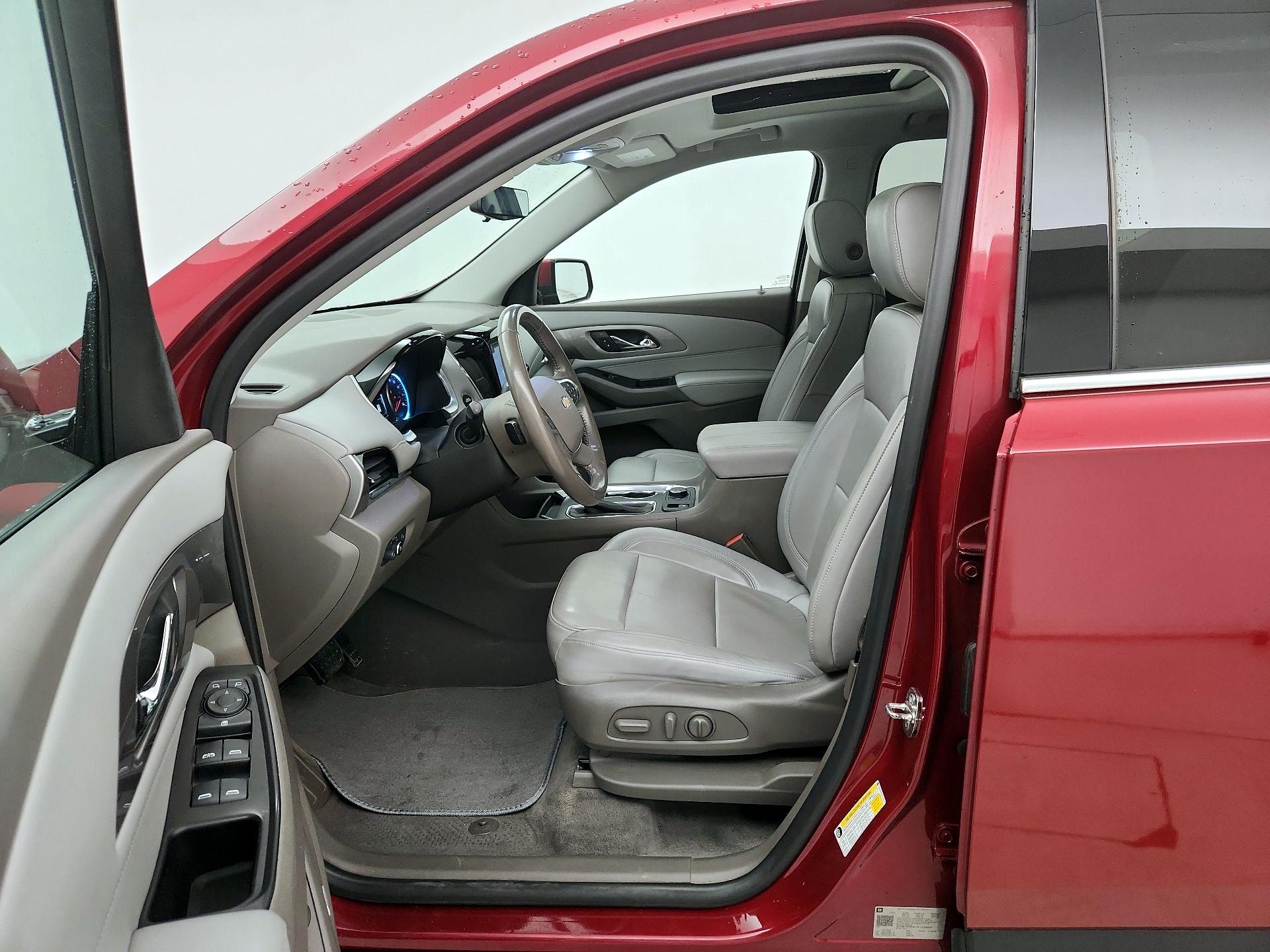 Thumbnail: 2019 Chevrolet Traverse - 11