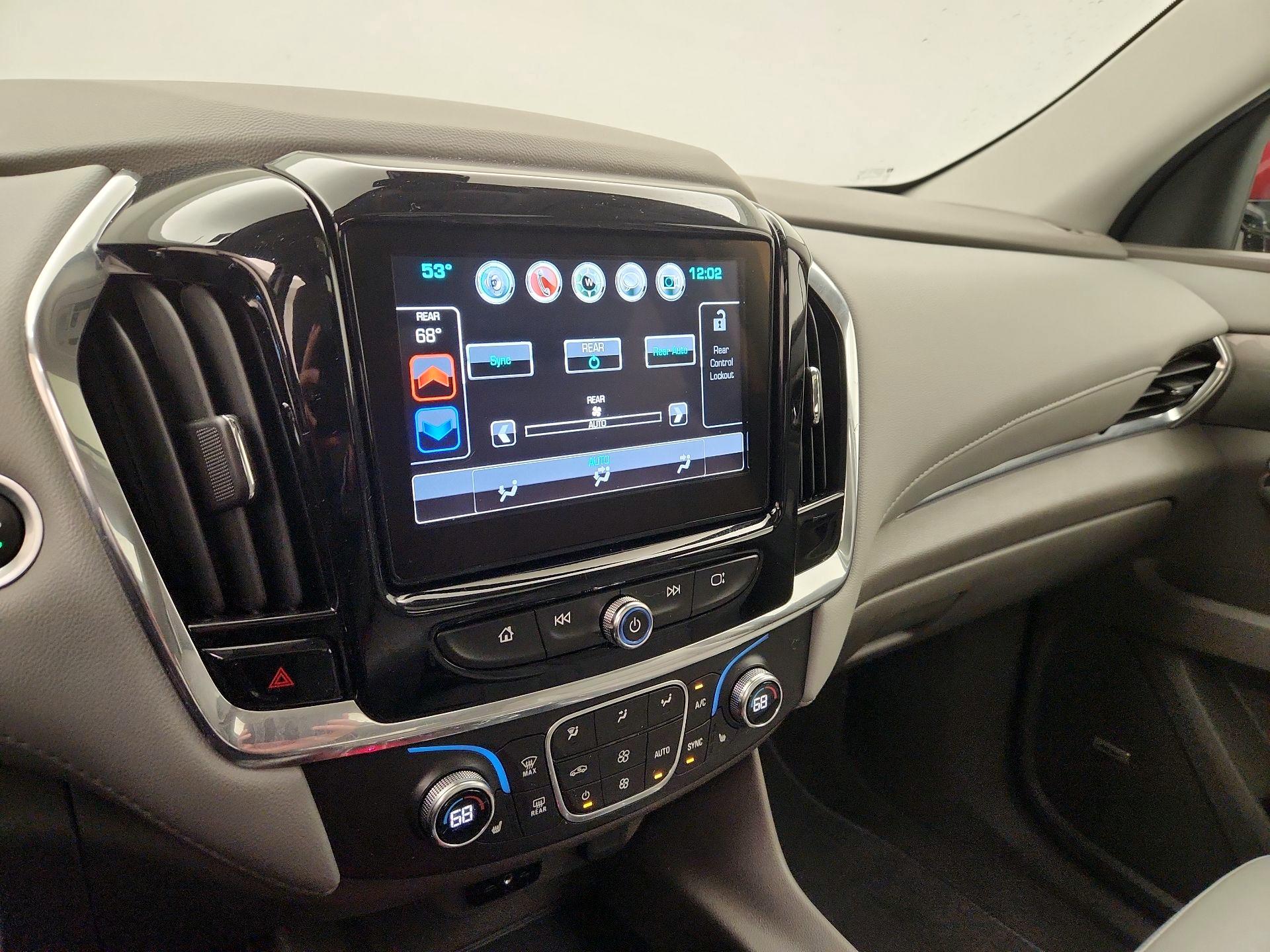 Thumbnail: 2019 Chevrolet Traverse - 16