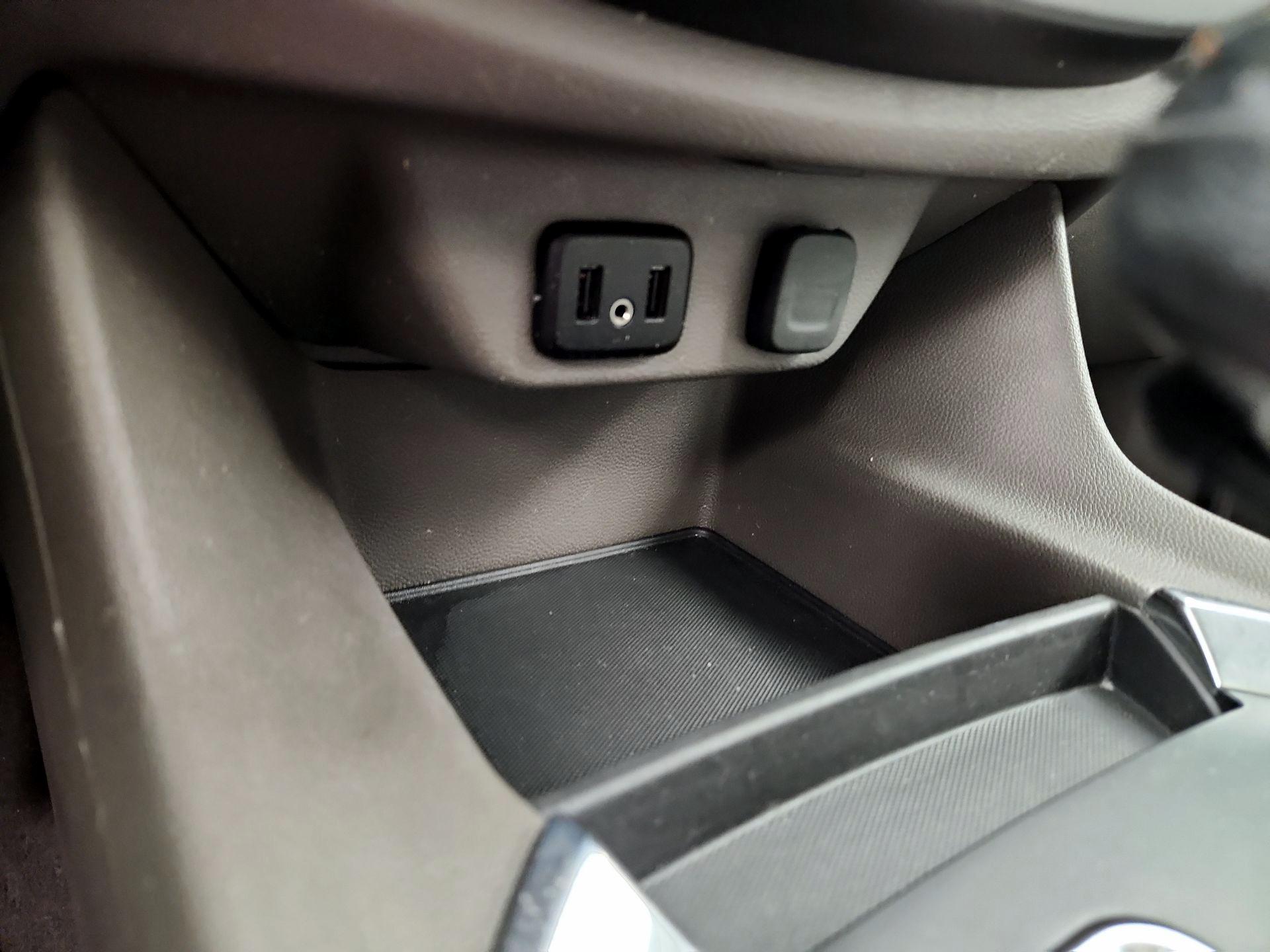 Thumbnail: 2019 Chevrolet Traverse - 18