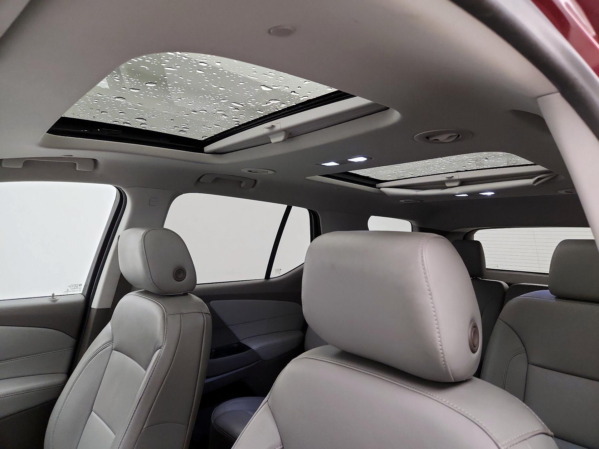 Thumbnail: 2019 Chevrolet Traverse - 19