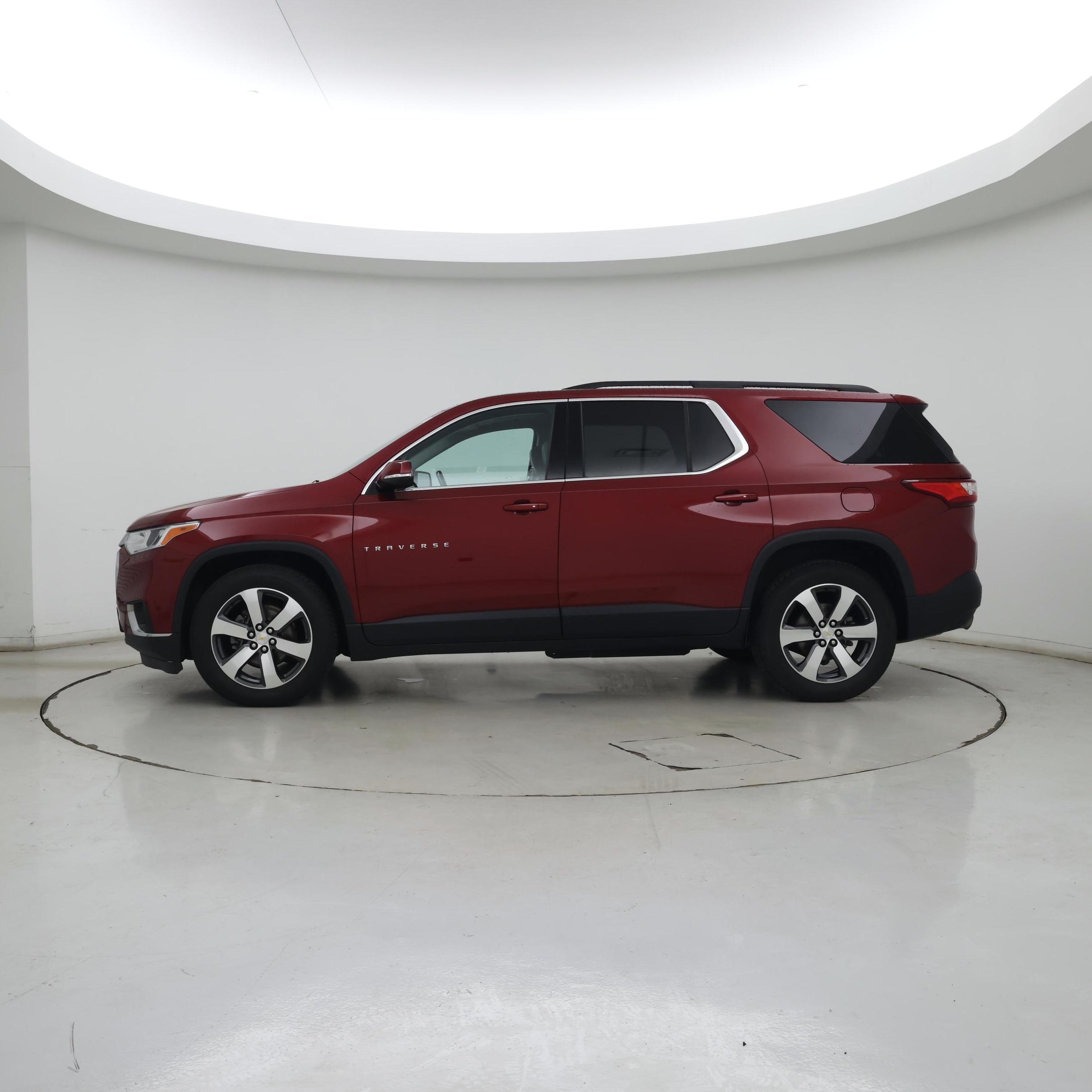 Thumbnail: 2019 Chevrolet Traverse - 3
