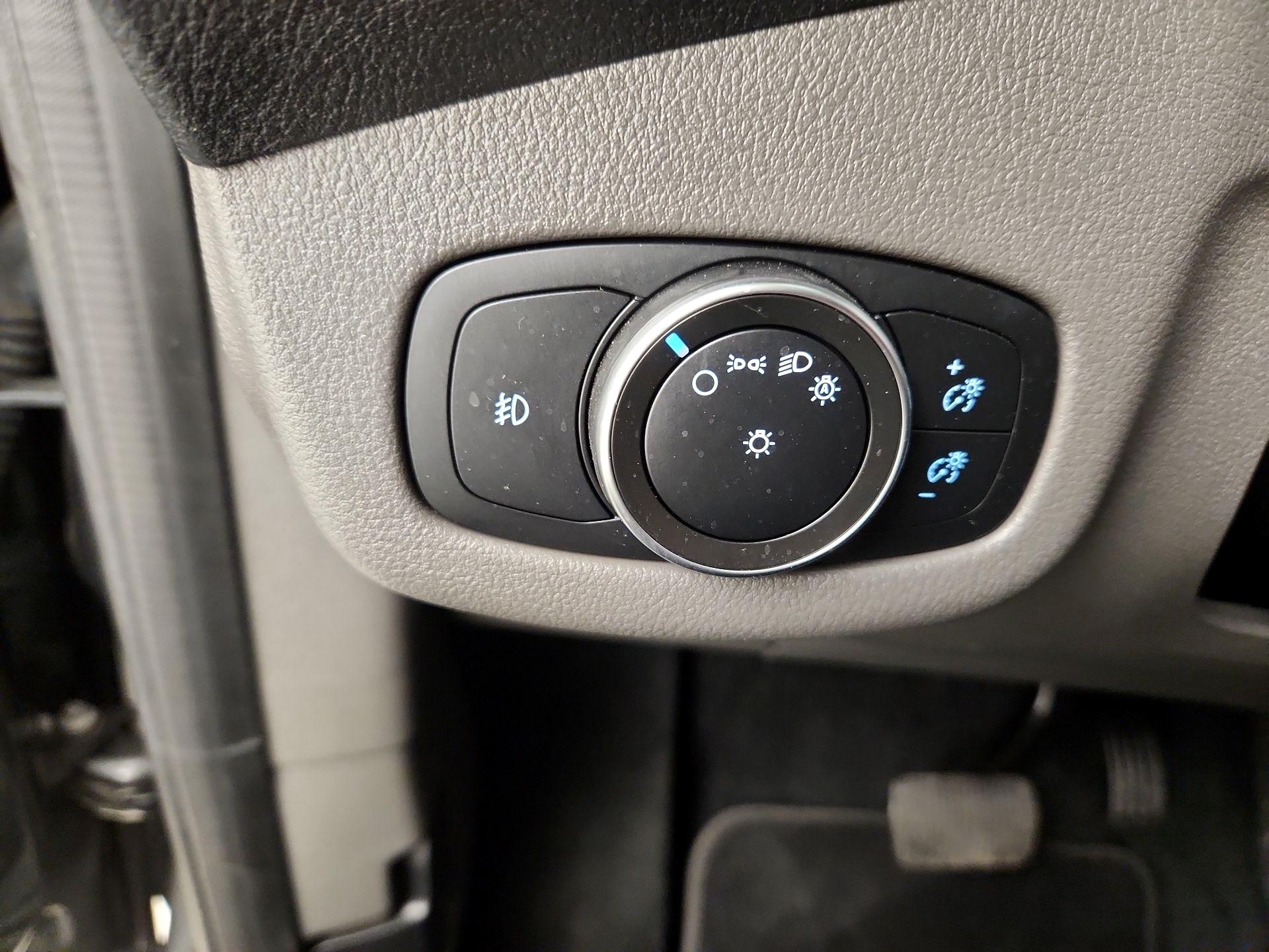 Thumbnail: 2020 Ford Transit Series - 13