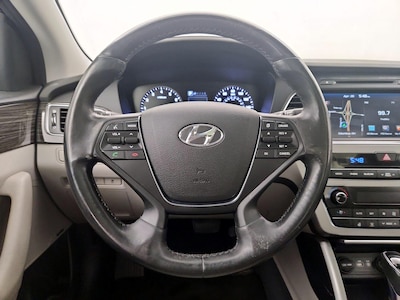 Steering Wheel & Instrument Cluster (On)