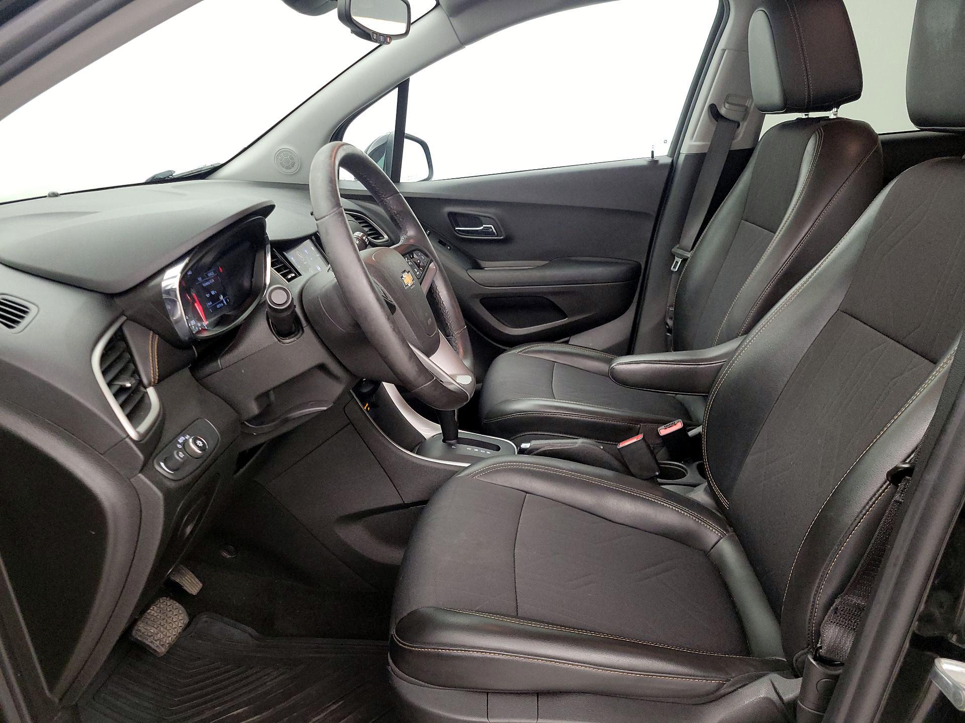 Thumbnail: 2020 Chevrolet Trax - 11