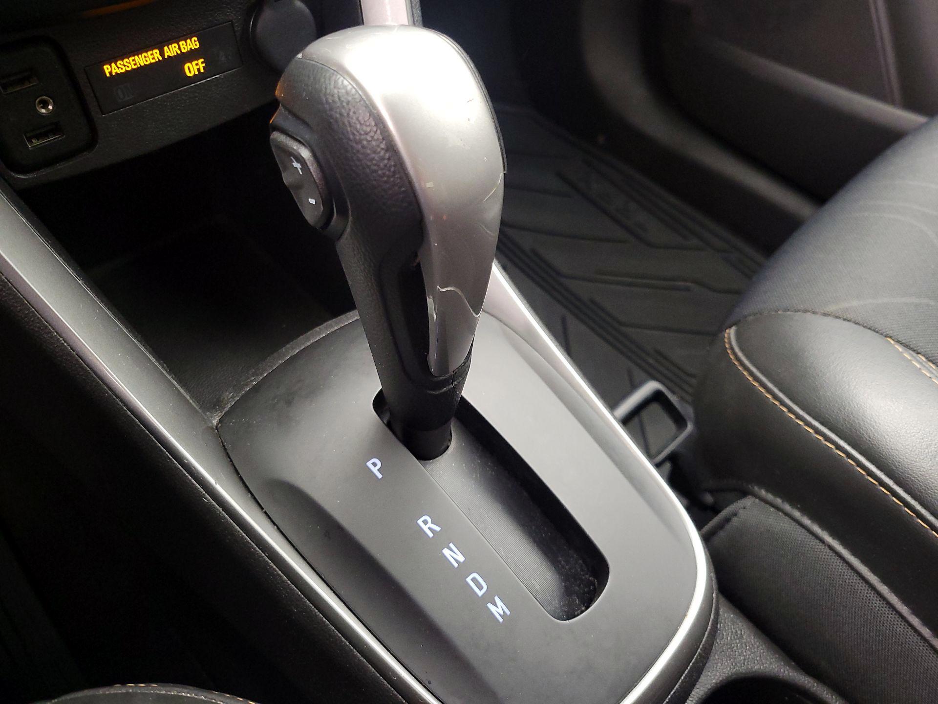 Thumbnail: 2020 Chevrolet Trax - 17