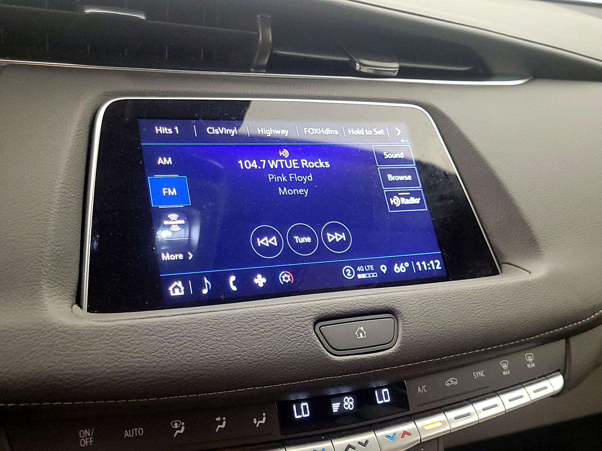 Thumbnail: 2023 Cadillac XT4 - 15