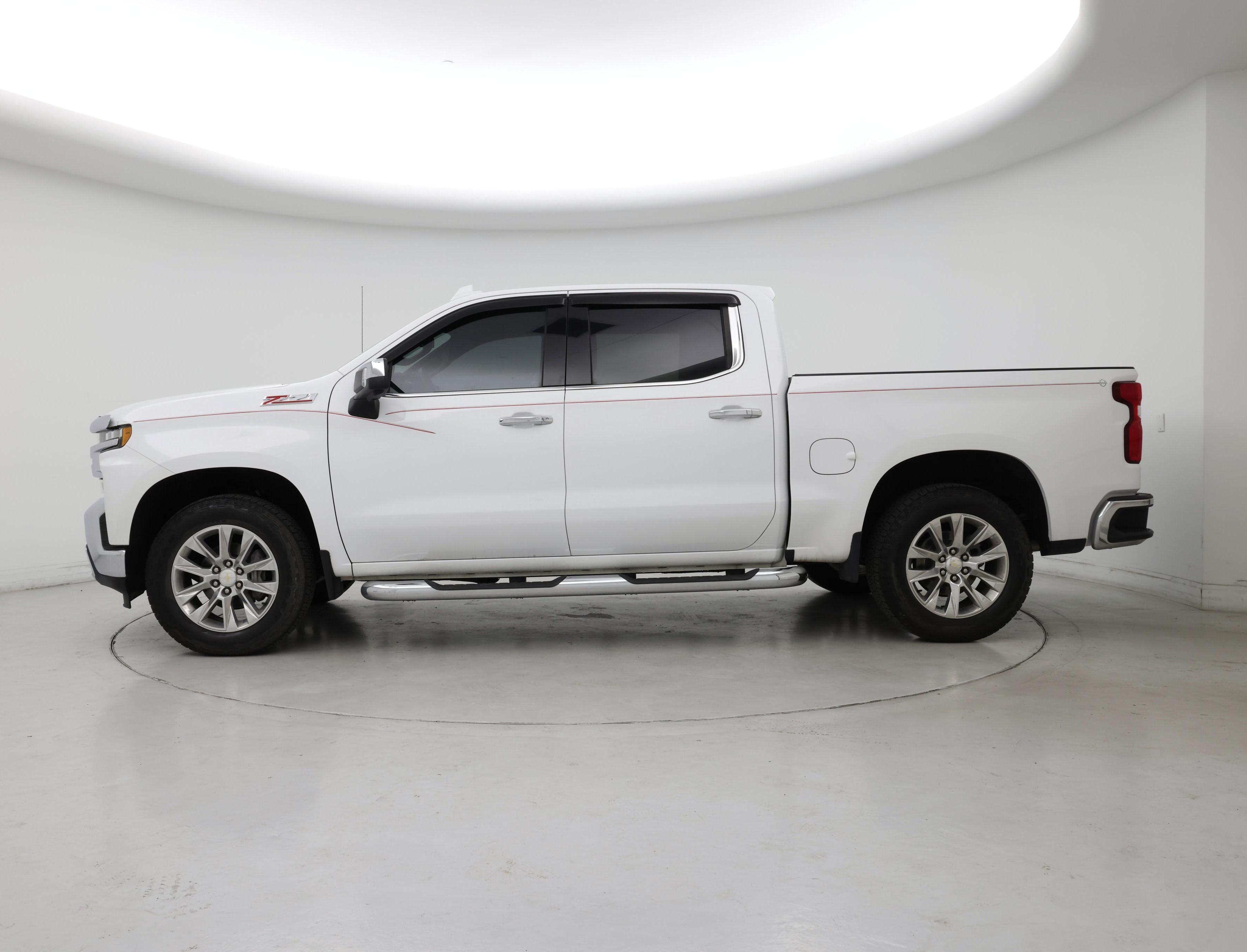 Thumbnail: 2020 Chevrolet Silverado 1500 - 3