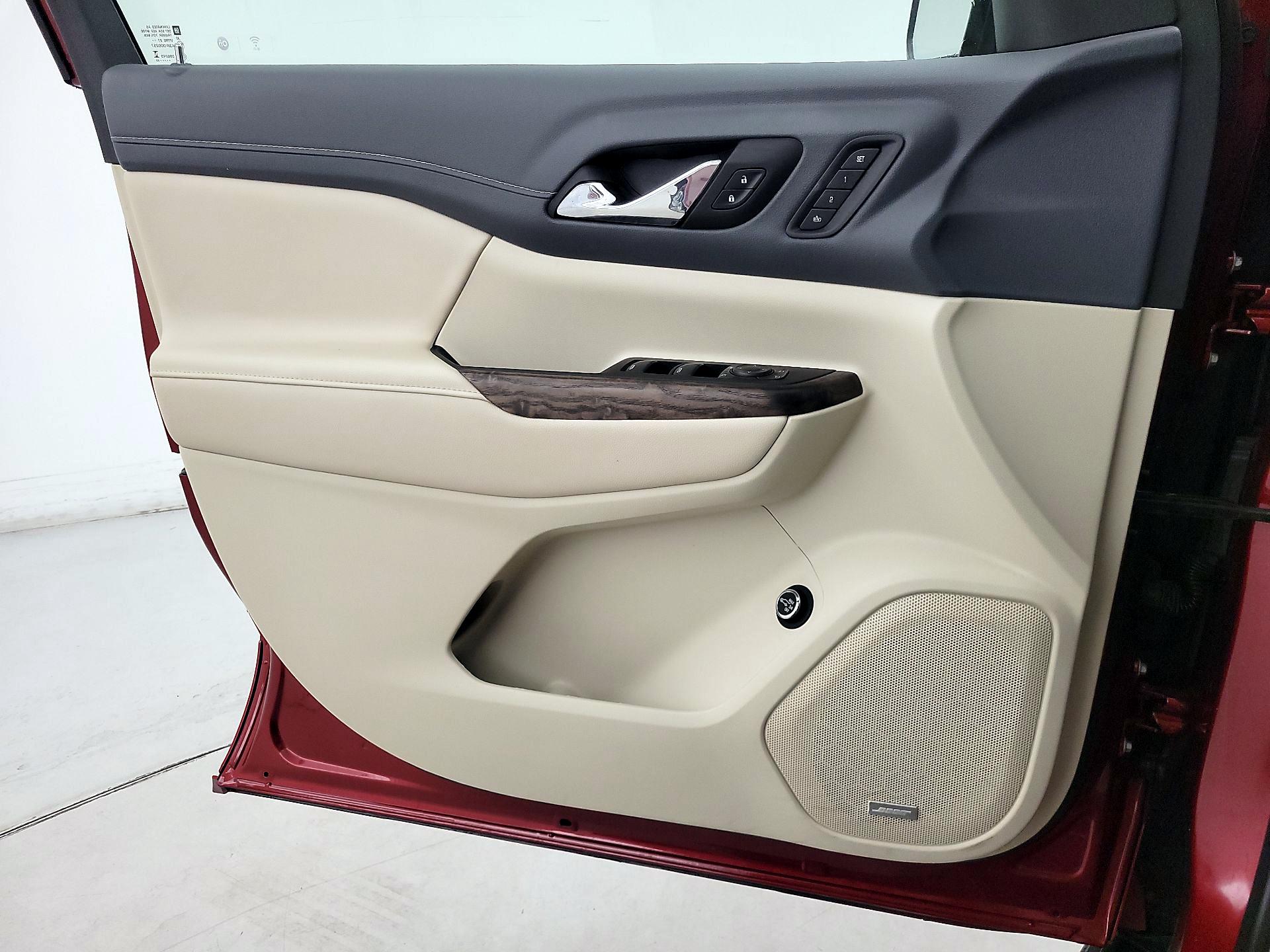 Thumbnail: 2023 GMC Acadia - 12