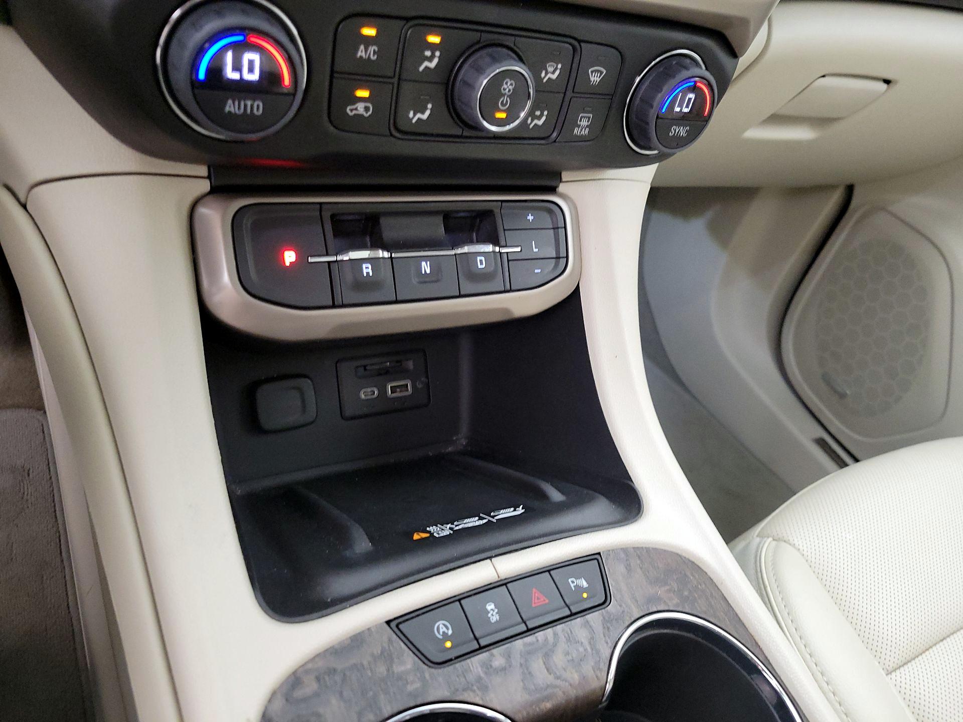 Thumbnail: 2023 GMC Acadia - 18