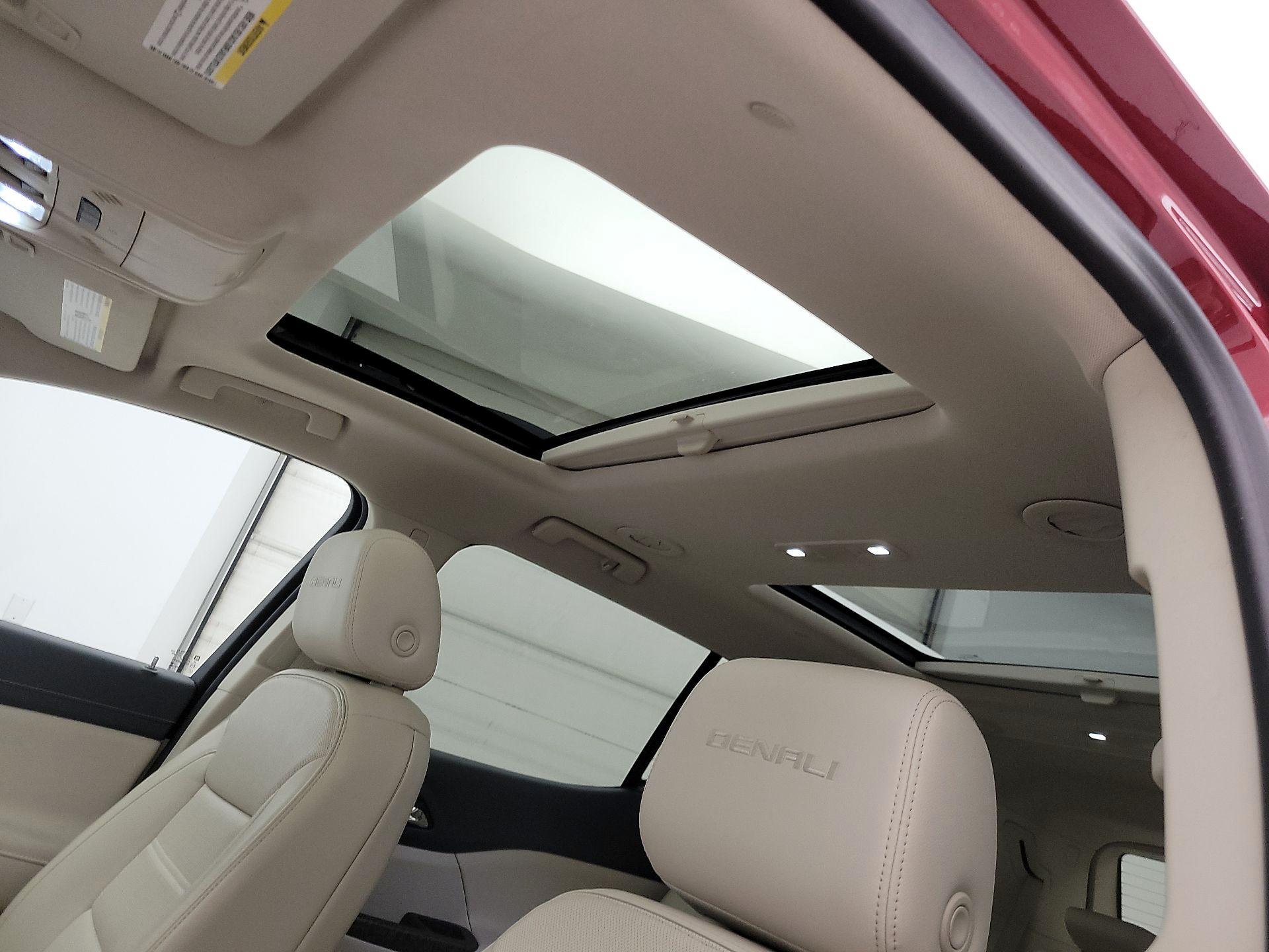 Thumbnail: 2023 GMC Acadia - 20