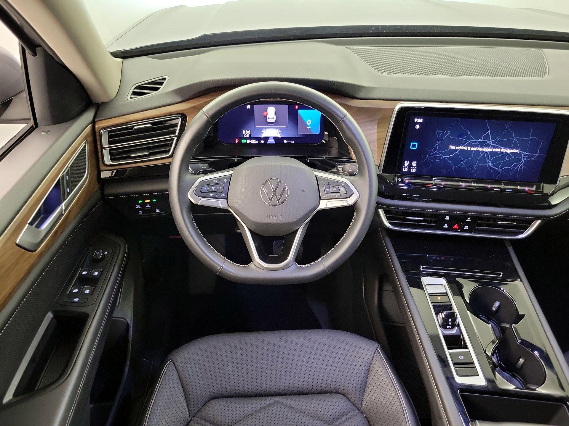 Thumbnail: 2025 Volkswagen Atlas - 10