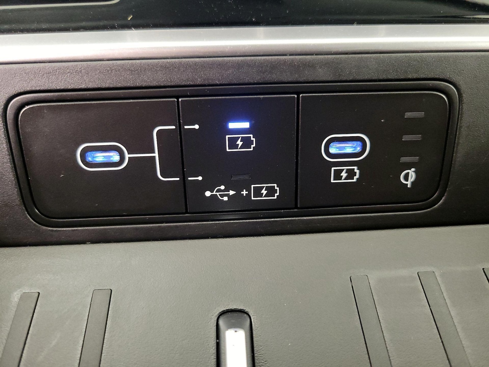 2025 Hyundai Santa Fe SEL - Photo 20