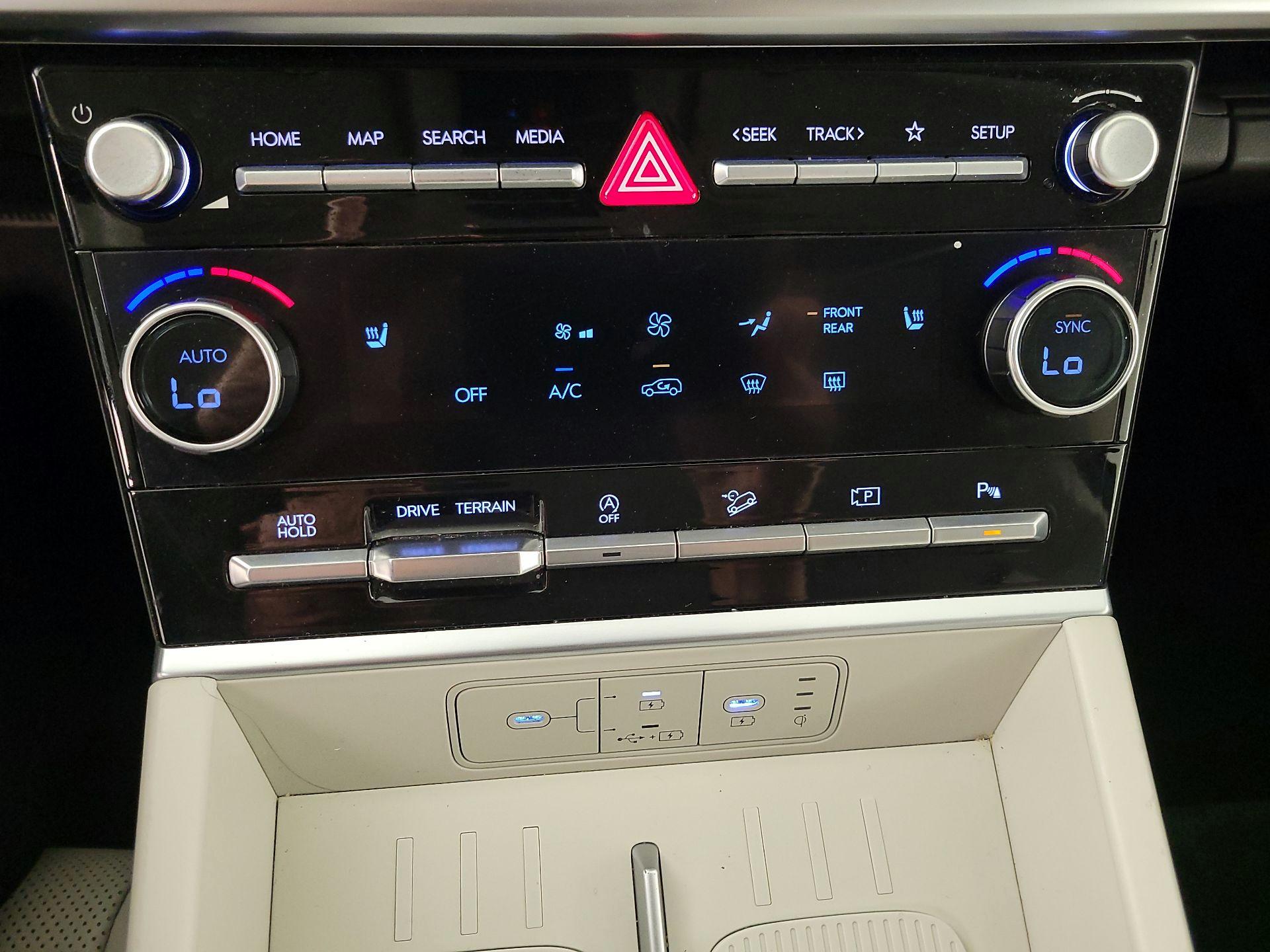 Thumbnail: 2025 Hyundai Santa Fe - 17