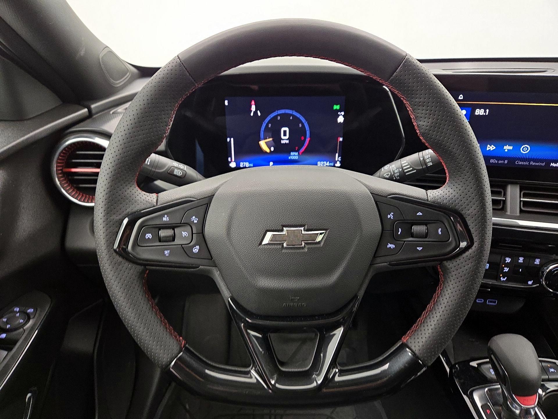 Thumbnail: 2025 Chevrolet Trax - 10