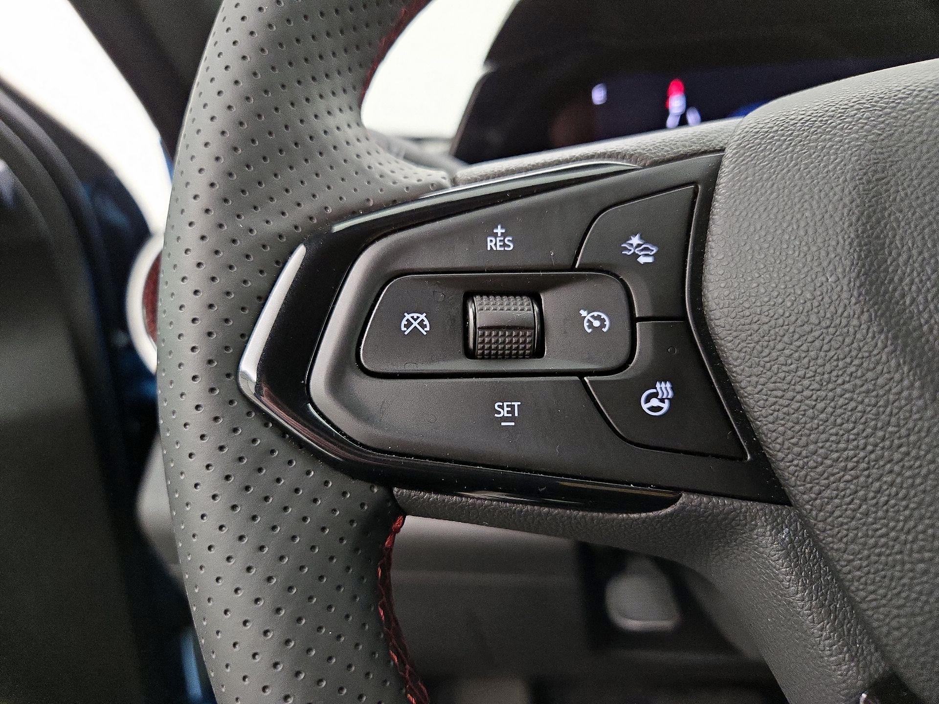 Thumbnail: 2025 Chevrolet Trax - 13