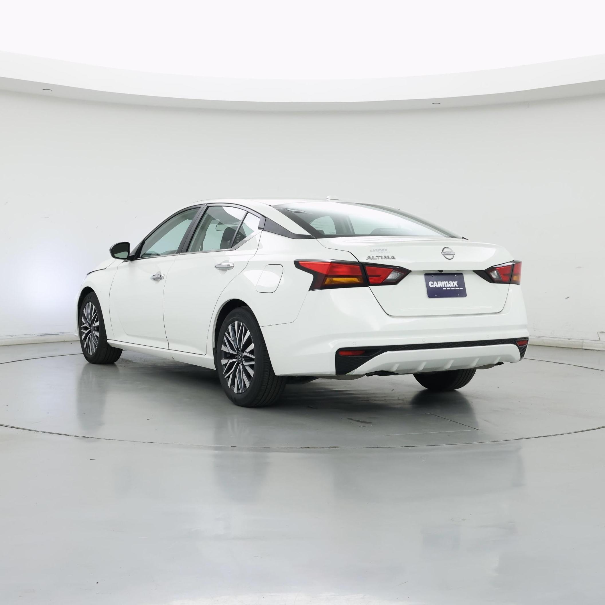 Thumbnail: 2025 Nissan Altima - 2