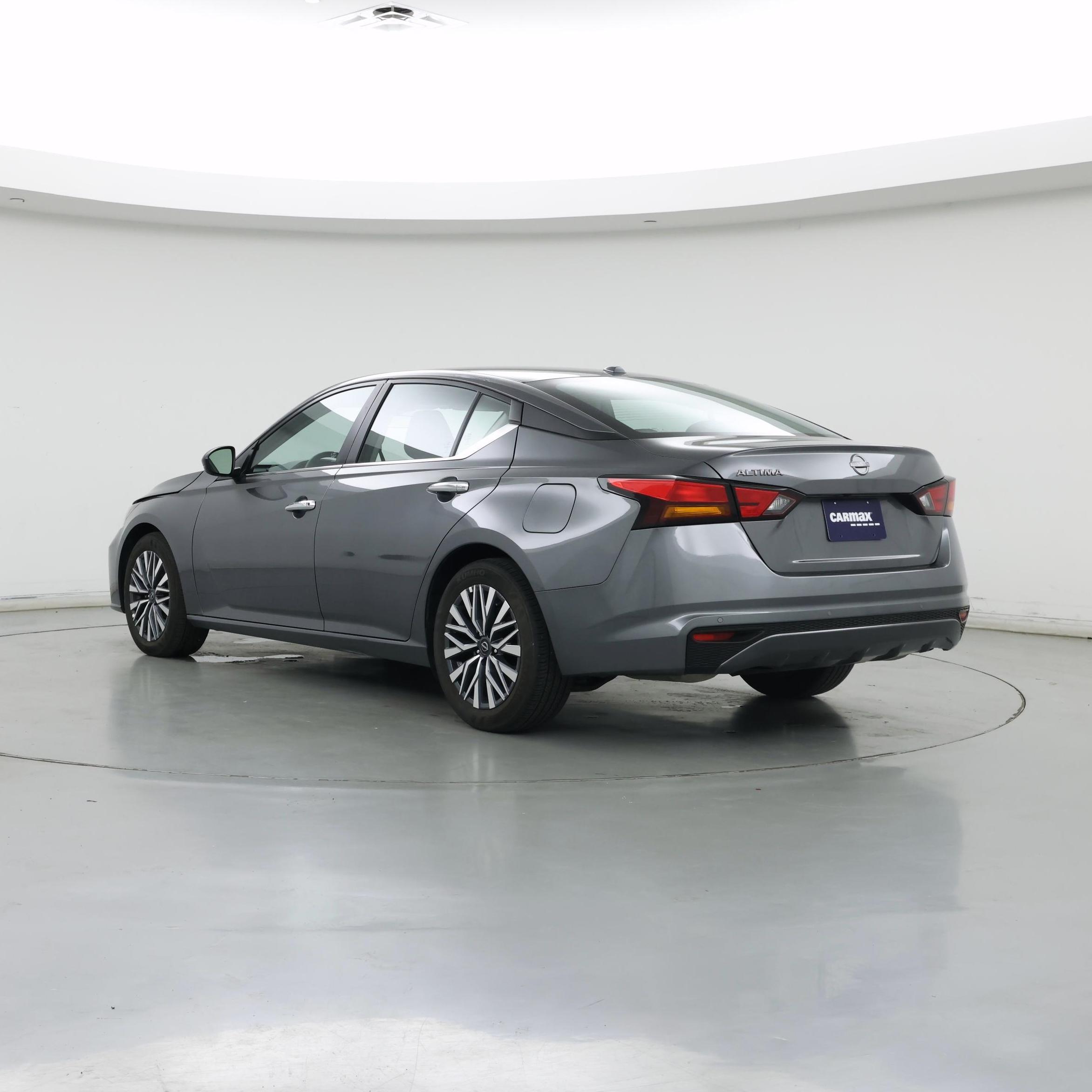 Thumbnail: 2025 Nissan Altima - 2