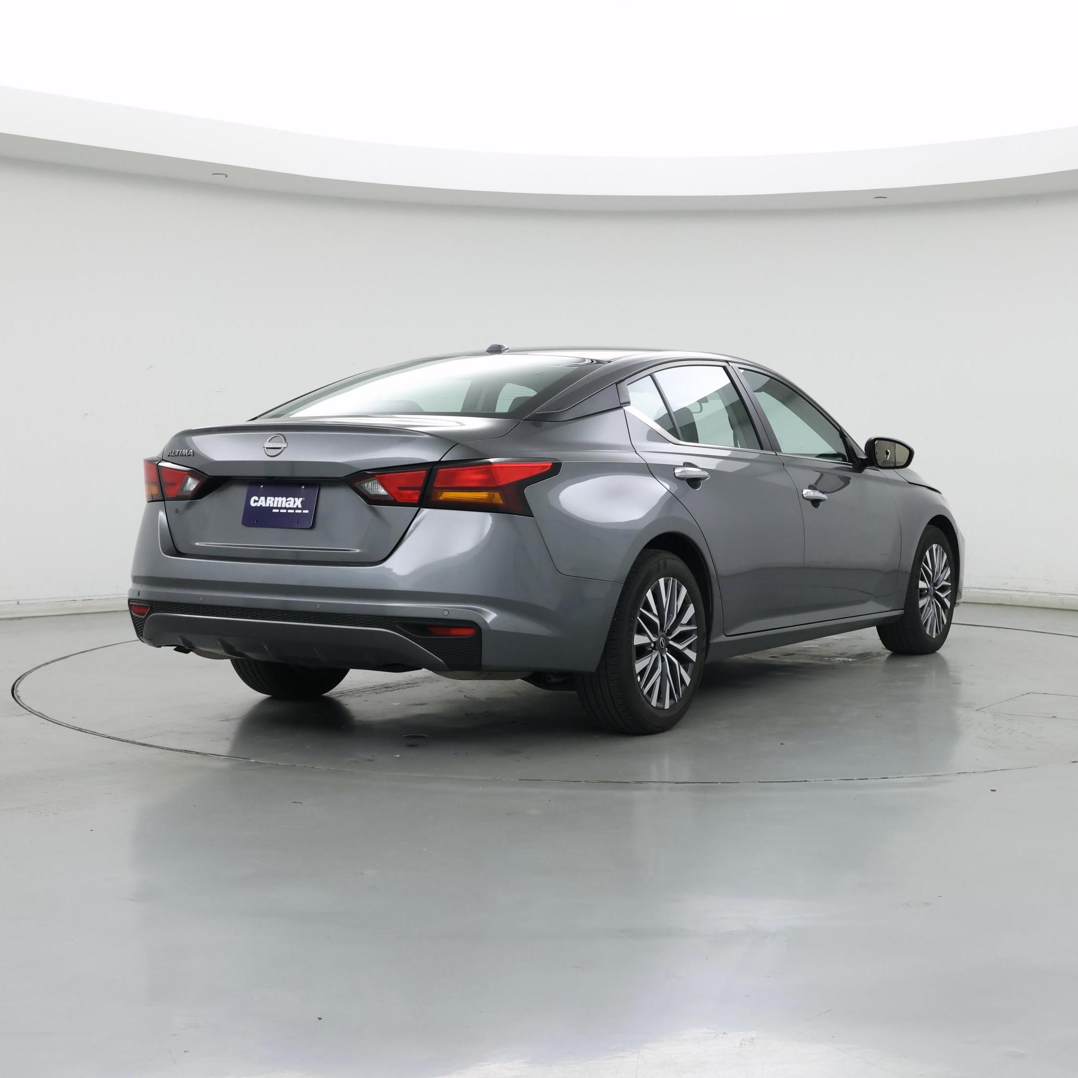 Thumbnail: 2025 Nissan Altima - 8