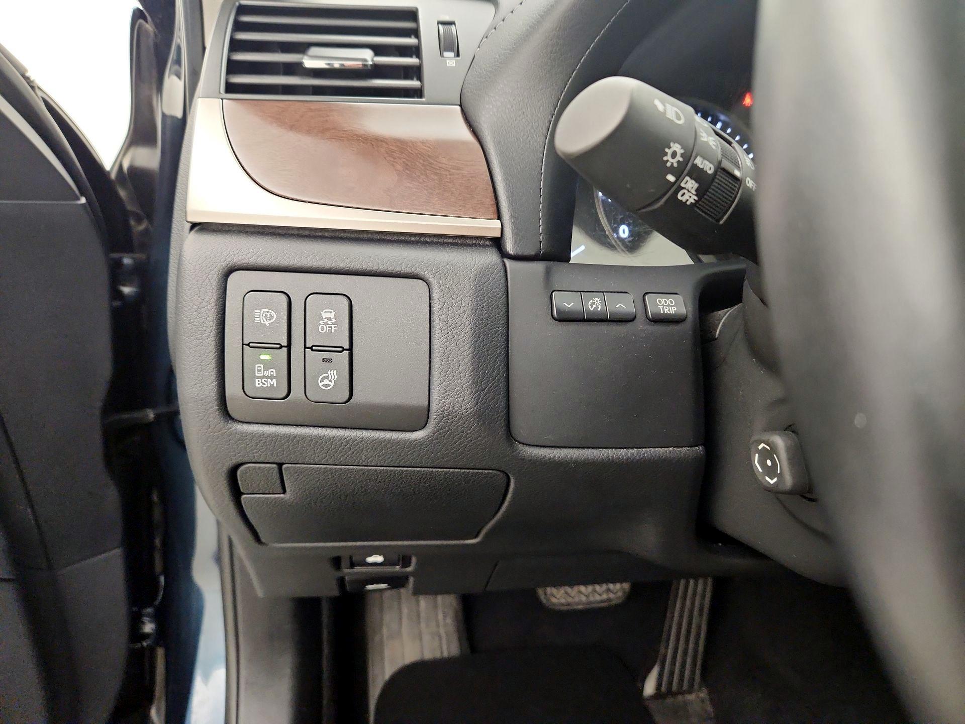 Thumbnail: 2014 Lexus GS - 13