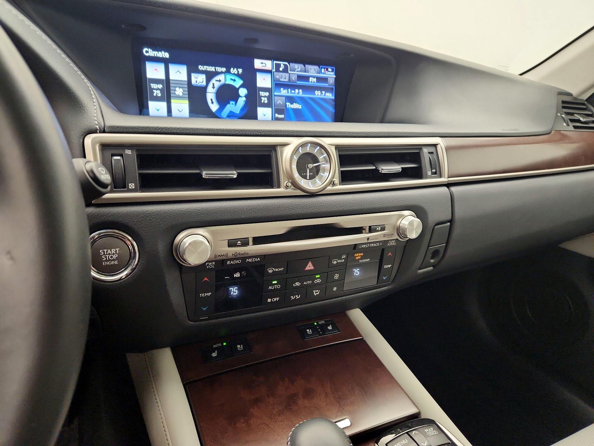 Thumbnail: 2014 Lexus GS - 17