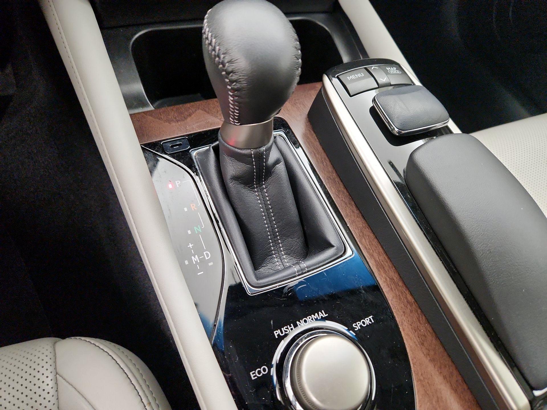 Thumbnail: 2014 Lexus GS - 18