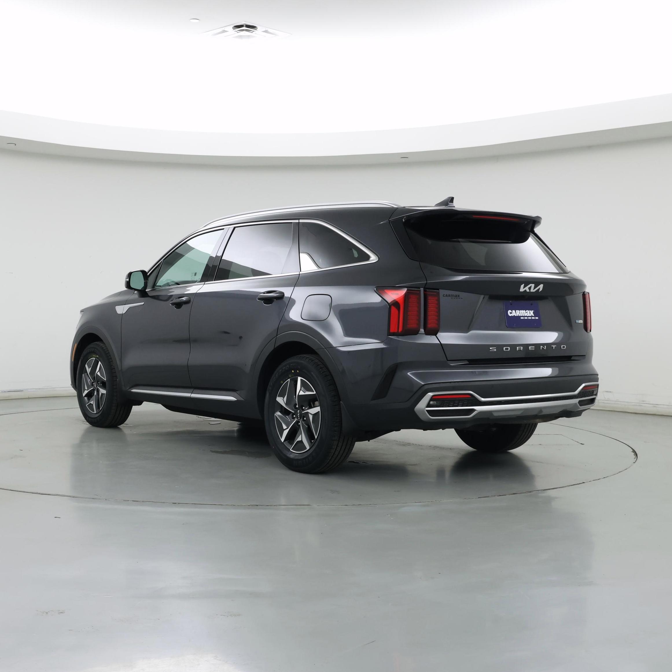 Thumbnail: 2022 Kia Sorento - 2