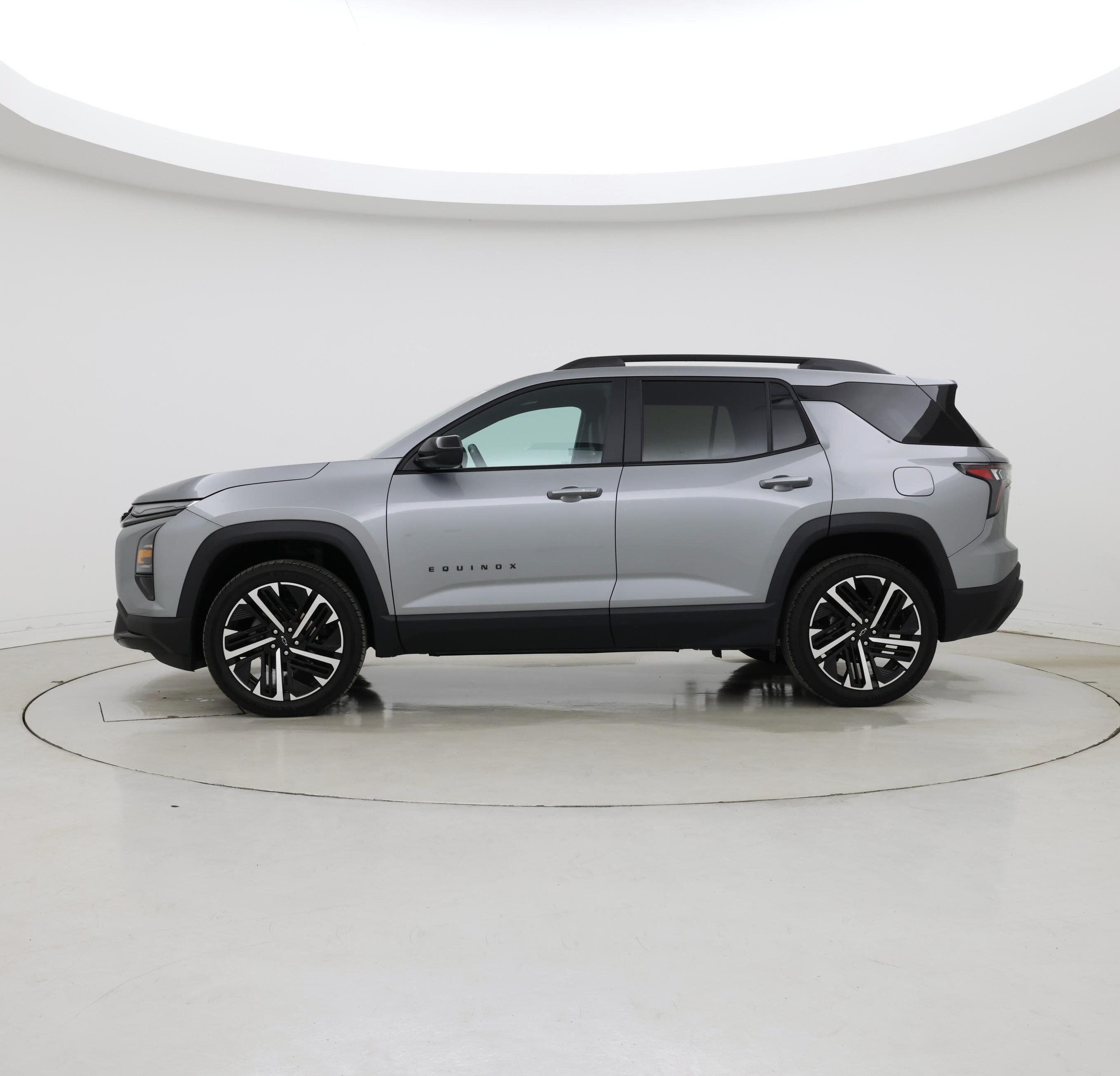 Thumbnail: 2026 Chevrolet Equinox - 3