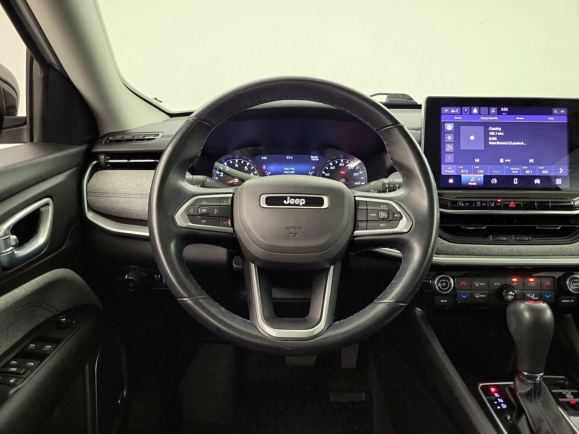 Thumbnail: 2022 Jeep Compass - 10