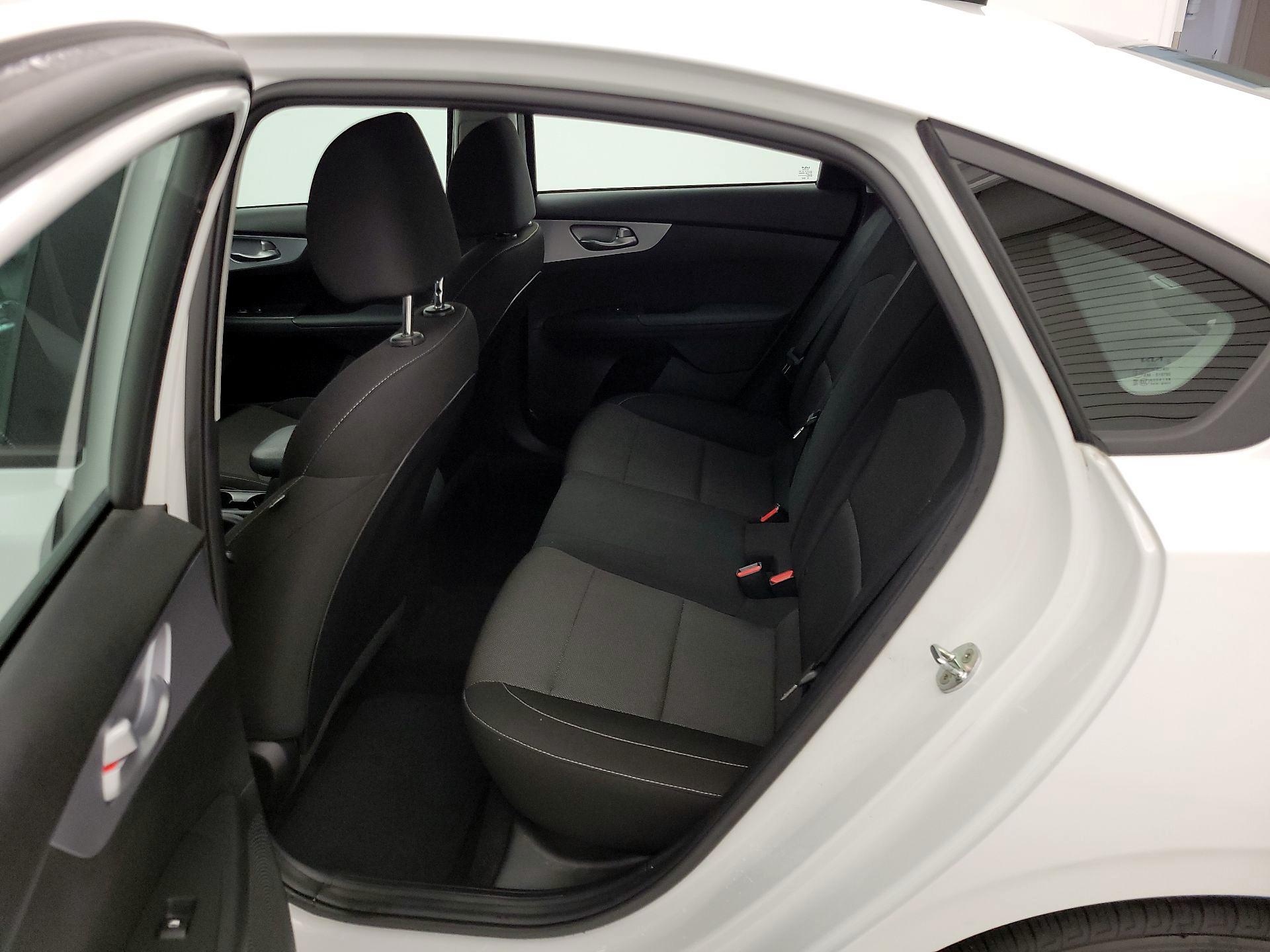 Thumbnail: 2023 Kia Forte - 19