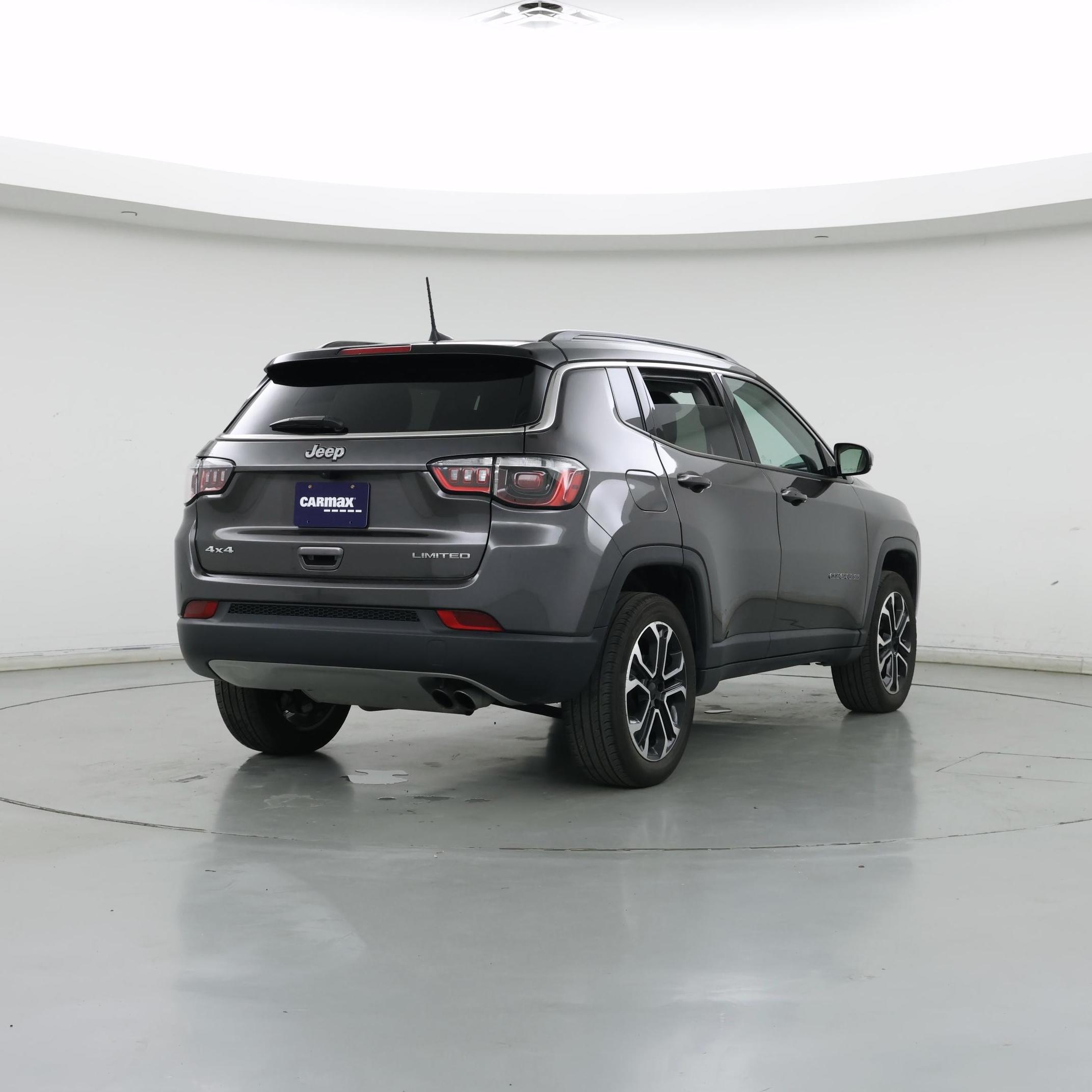 Thumbnail: 2022 Jeep Compass - 8