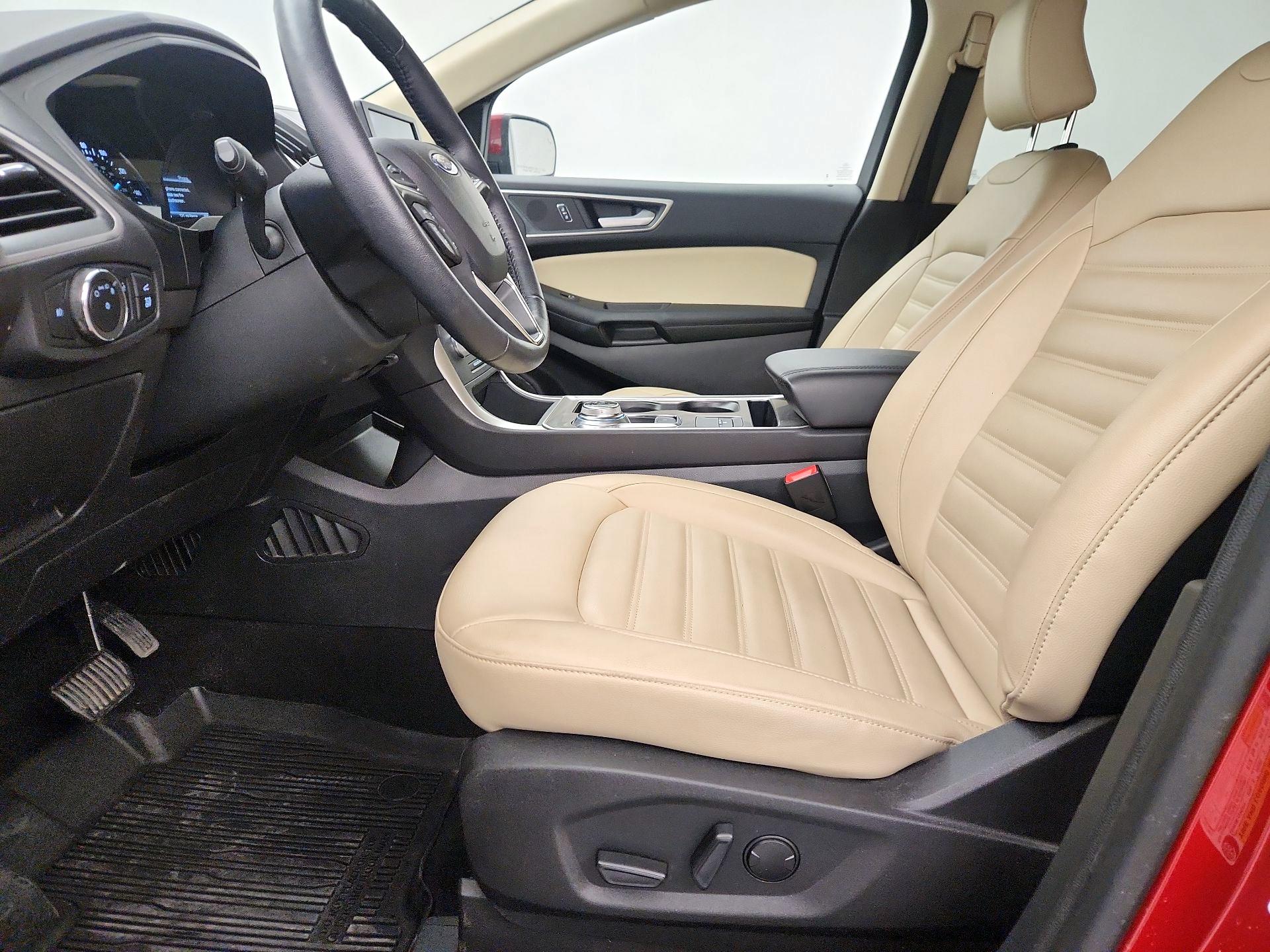 Thumbnail: 2023 Ford Edge - 11