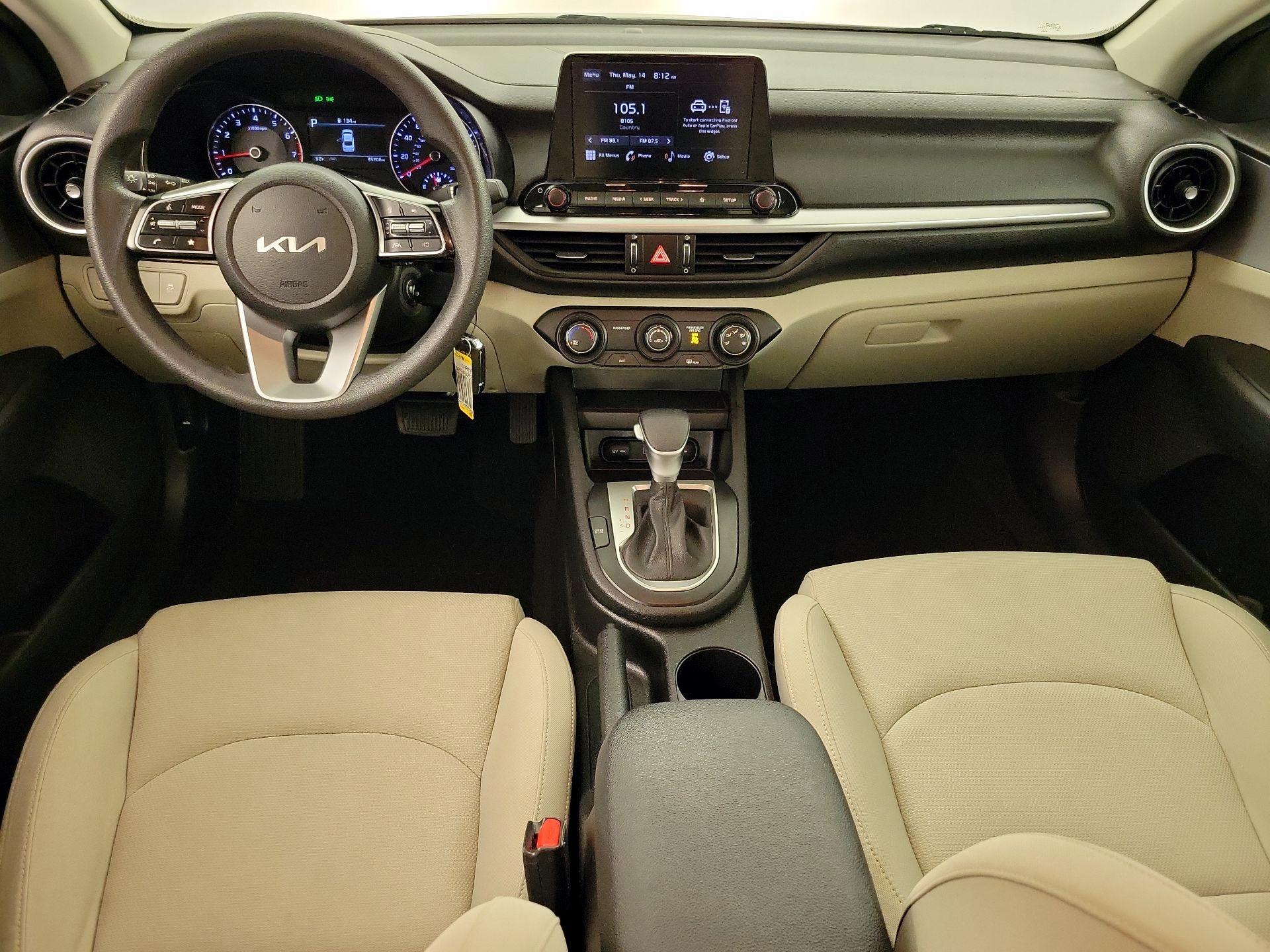 Thumbnail: 2023 Kia Forte - 9