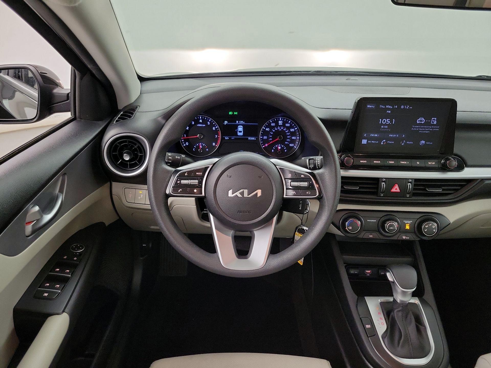Thumbnail: 2023 Kia Forte - 10