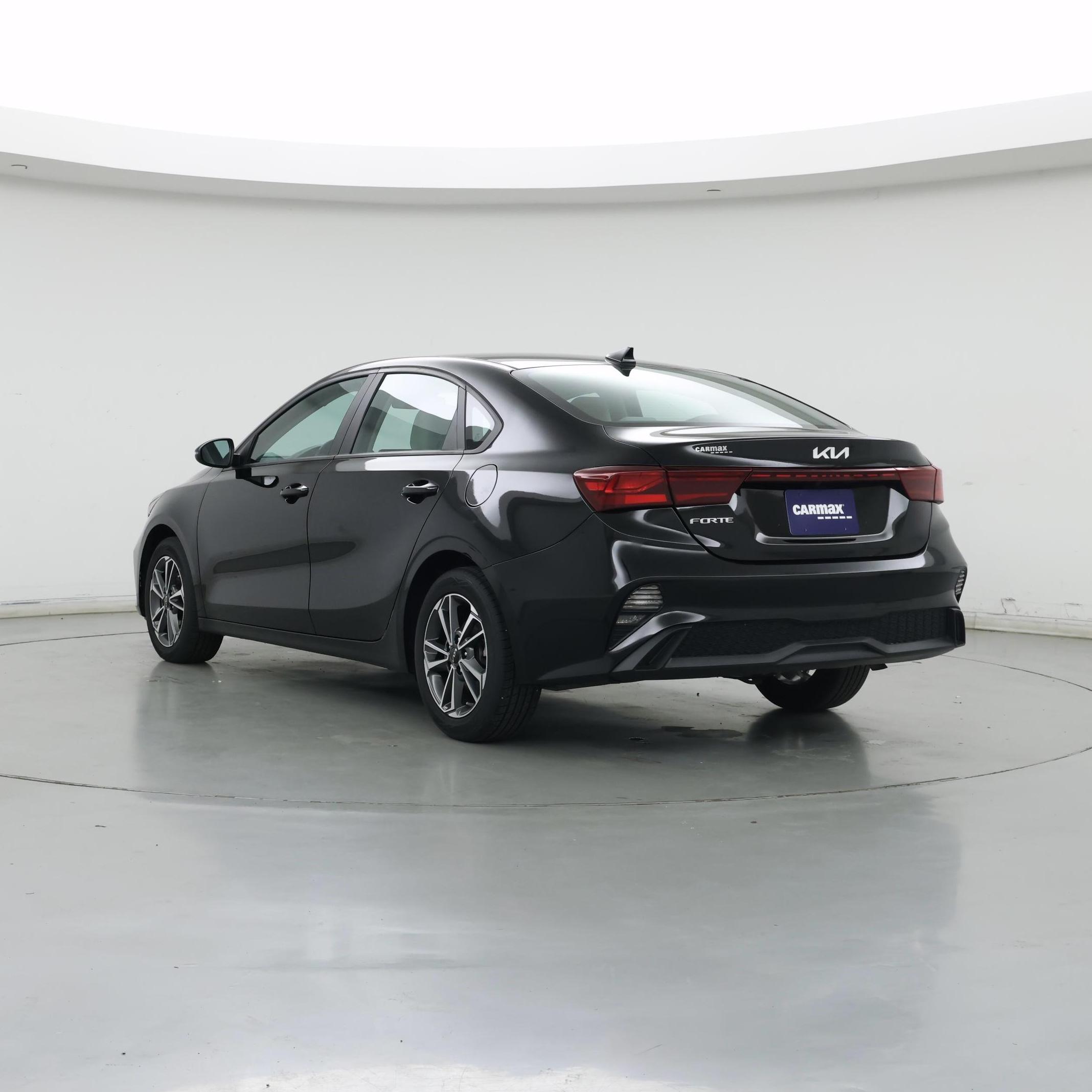 Thumbnail: 2023 Kia Forte - 2