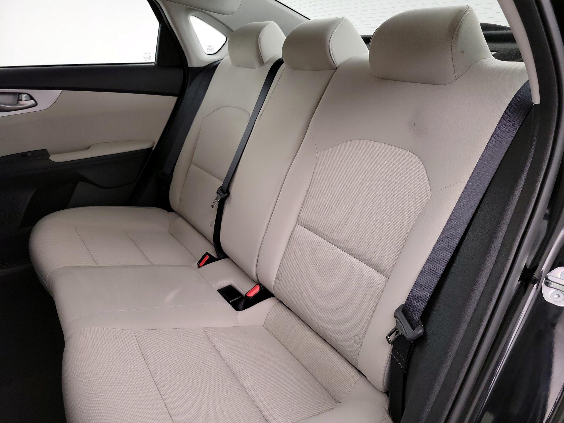 Thumbnail: 2023 Kia Forte - 19