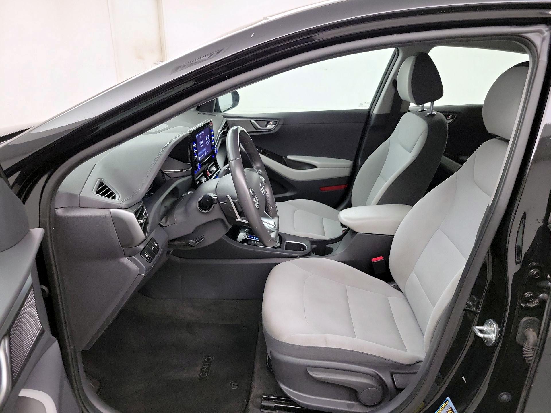 Thumbnail: 2021 Hyundai Ioniq - 11
