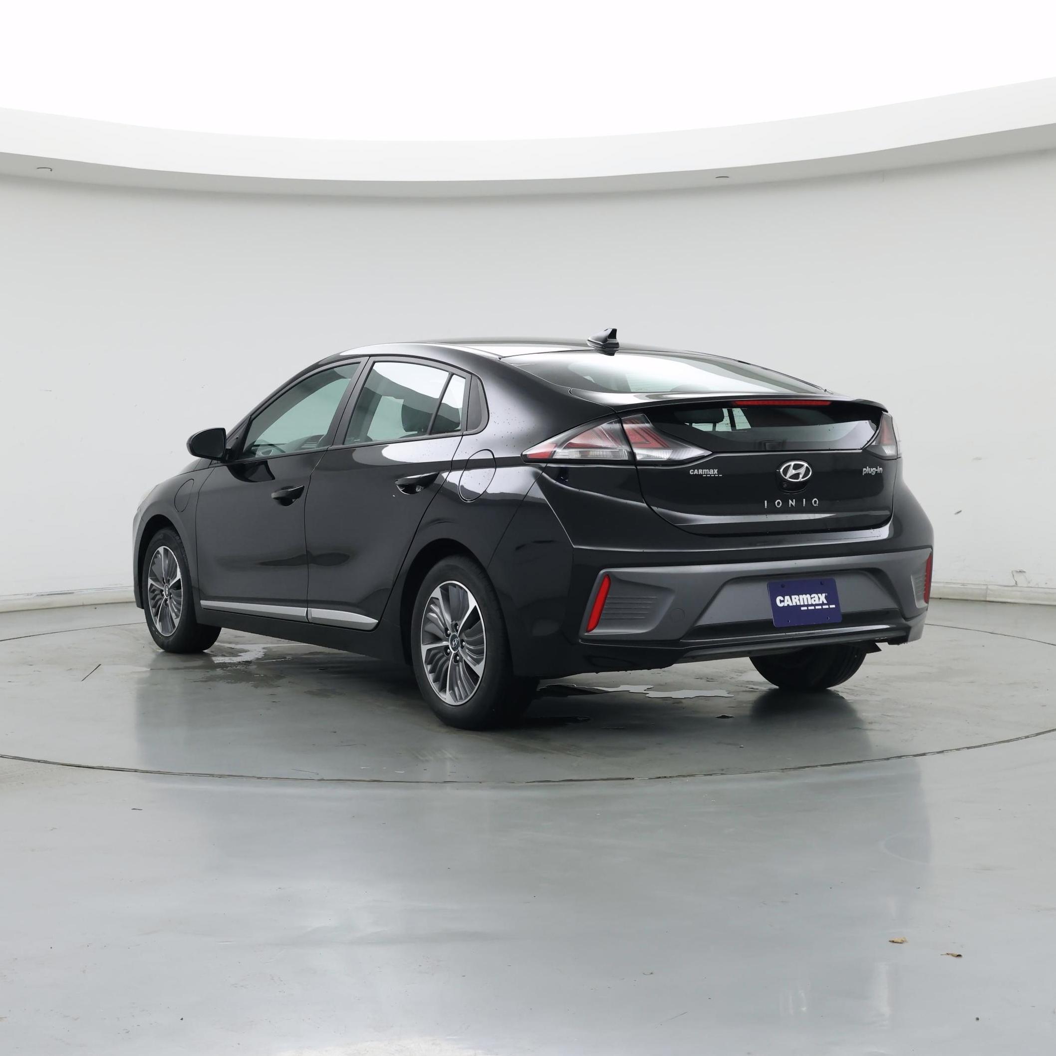 Thumbnail: 2021 Hyundai Ioniq - 2