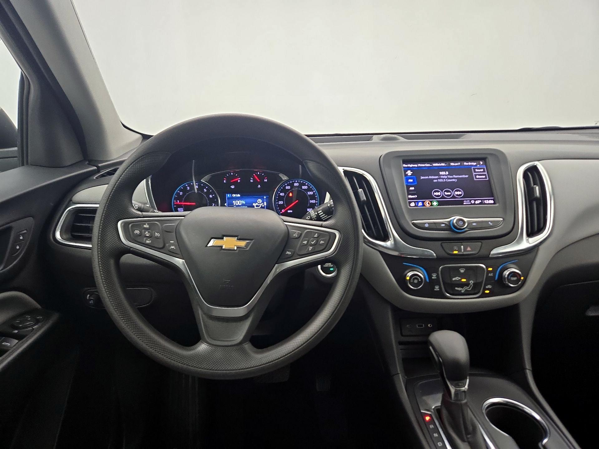 Thumbnail: 2023 Chevrolet Equinox - 10