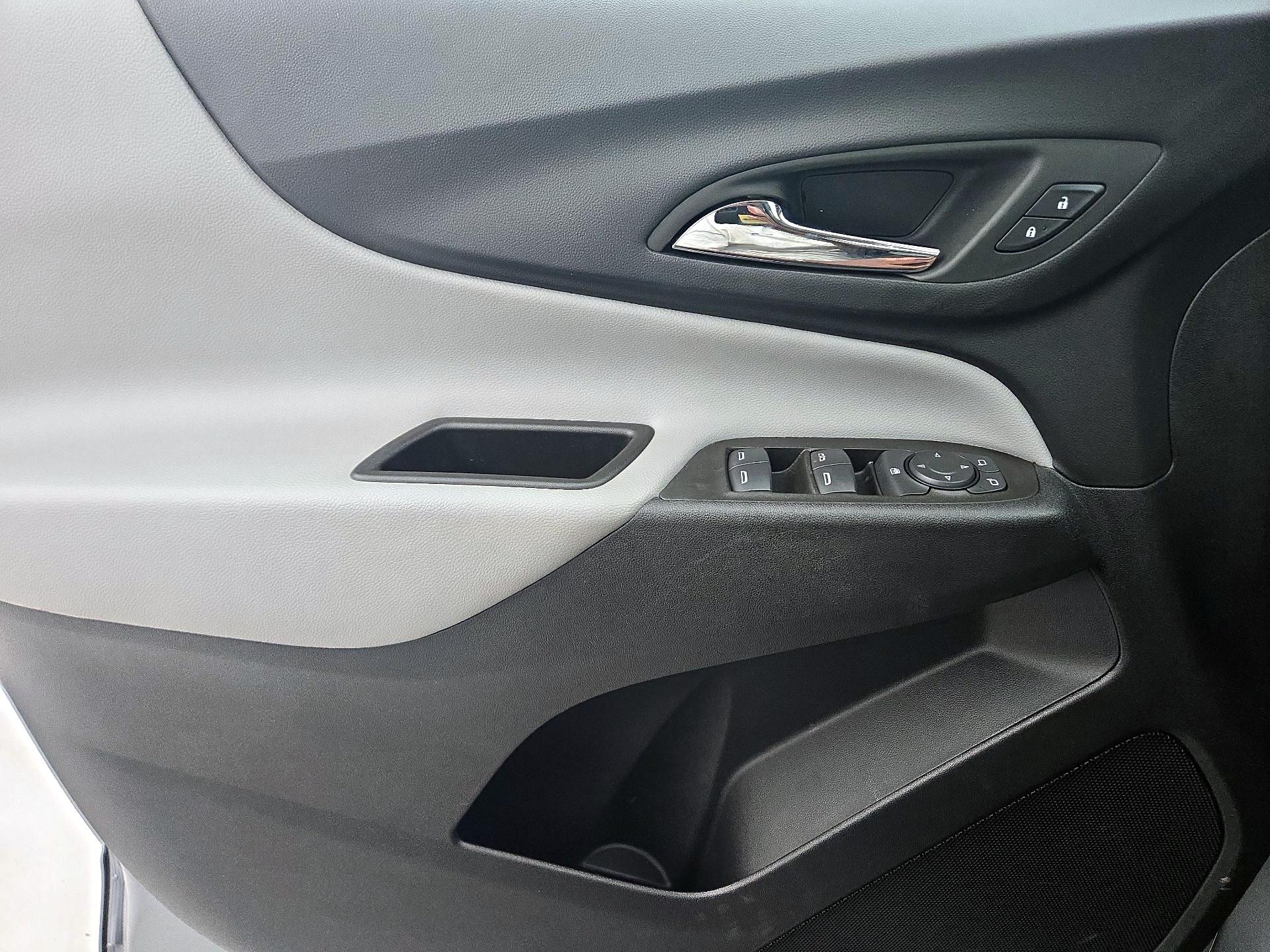 Thumbnail: 2023 Chevrolet Equinox - 12