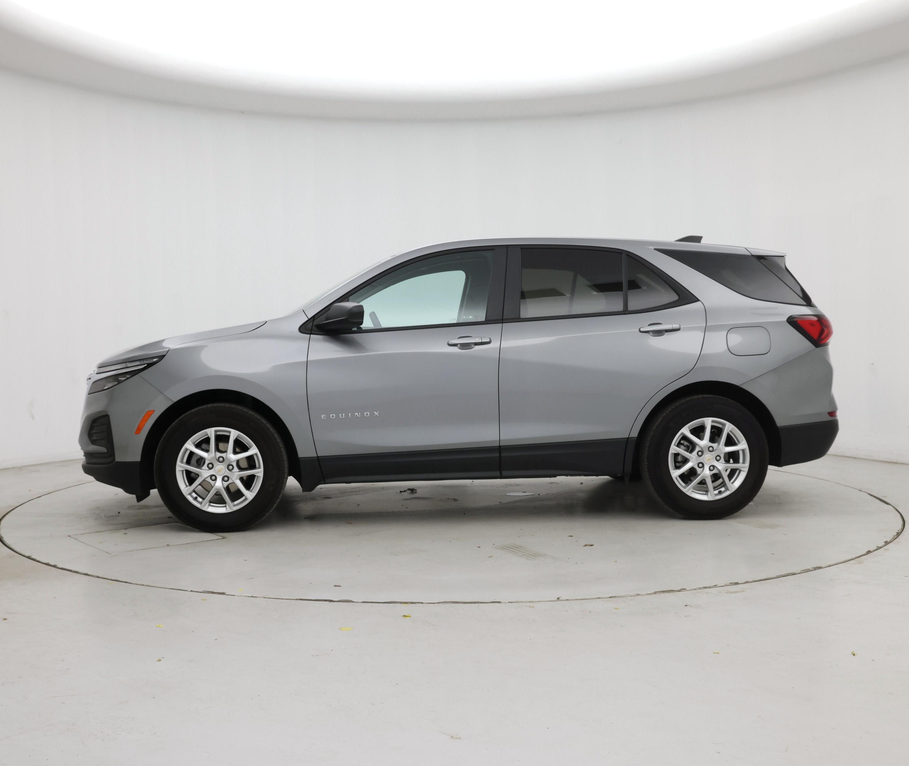 Thumbnail: 2023 Chevrolet Equinox - 3