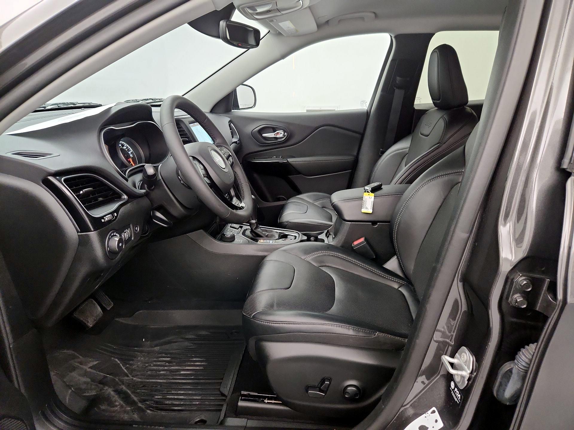 Thumbnail: 2023 Jeep Cherokee - 11