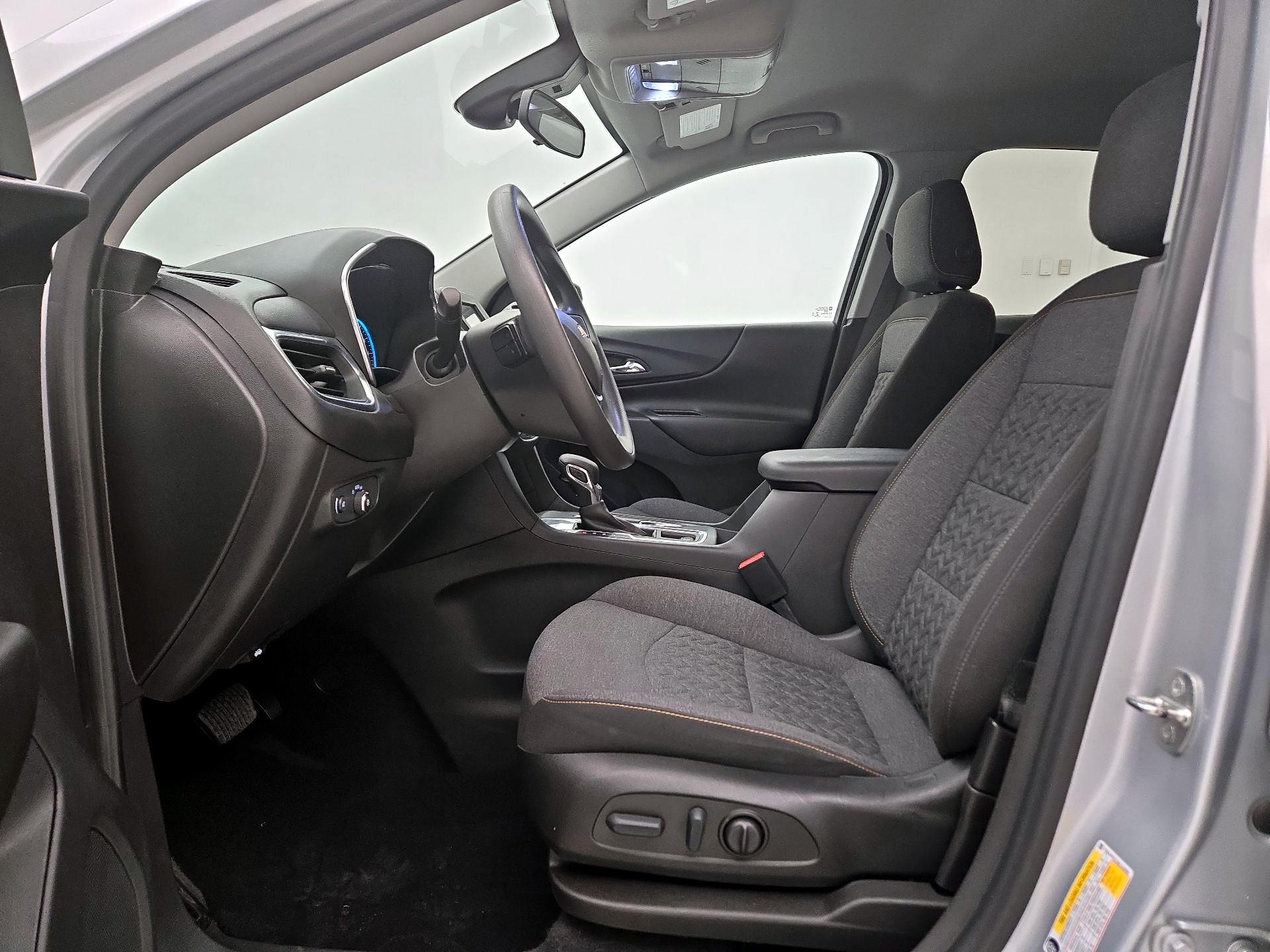 Thumbnail: 2022 Chevrolet Equinox - 11