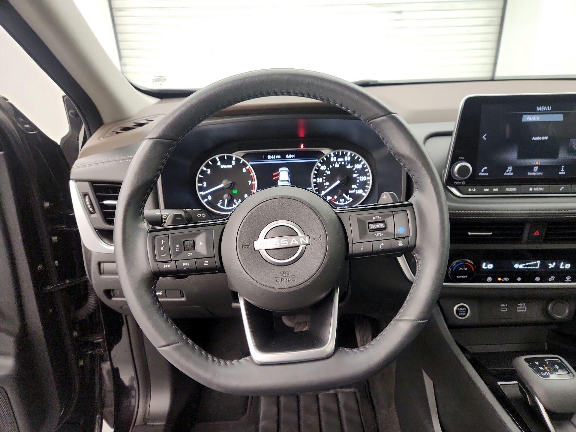 Thumbnail: 2023 Nissan Rogue - 10