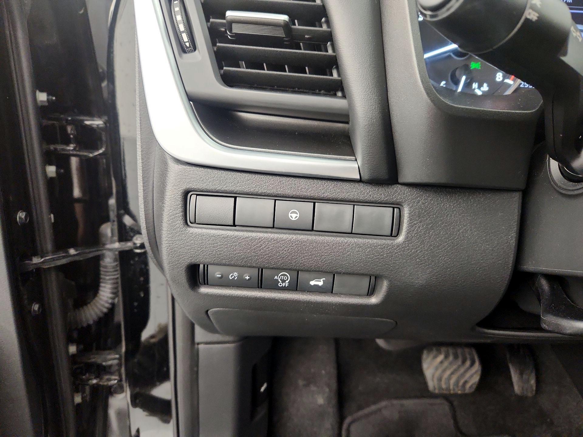 Thumbnail: 2023 Nissan Rogue - 13