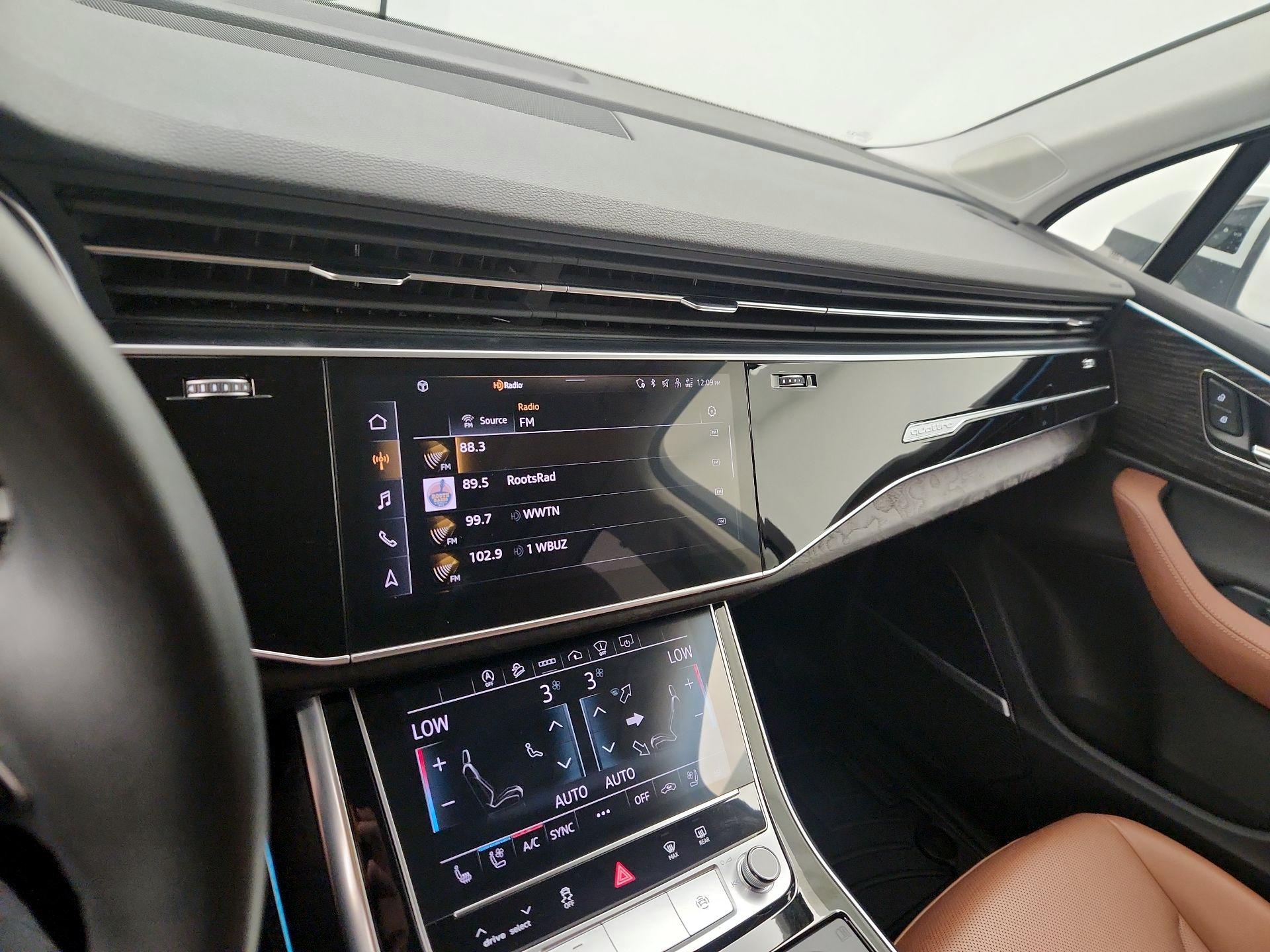 Thumbnail: 2022 Audi Q7 - 15