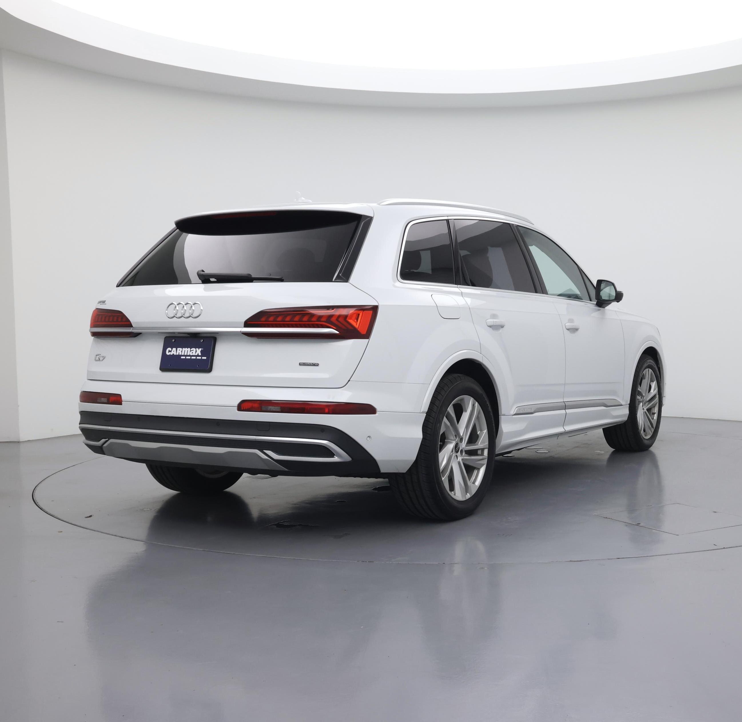 Thumbnail: 2022 Audi Q7 - 8