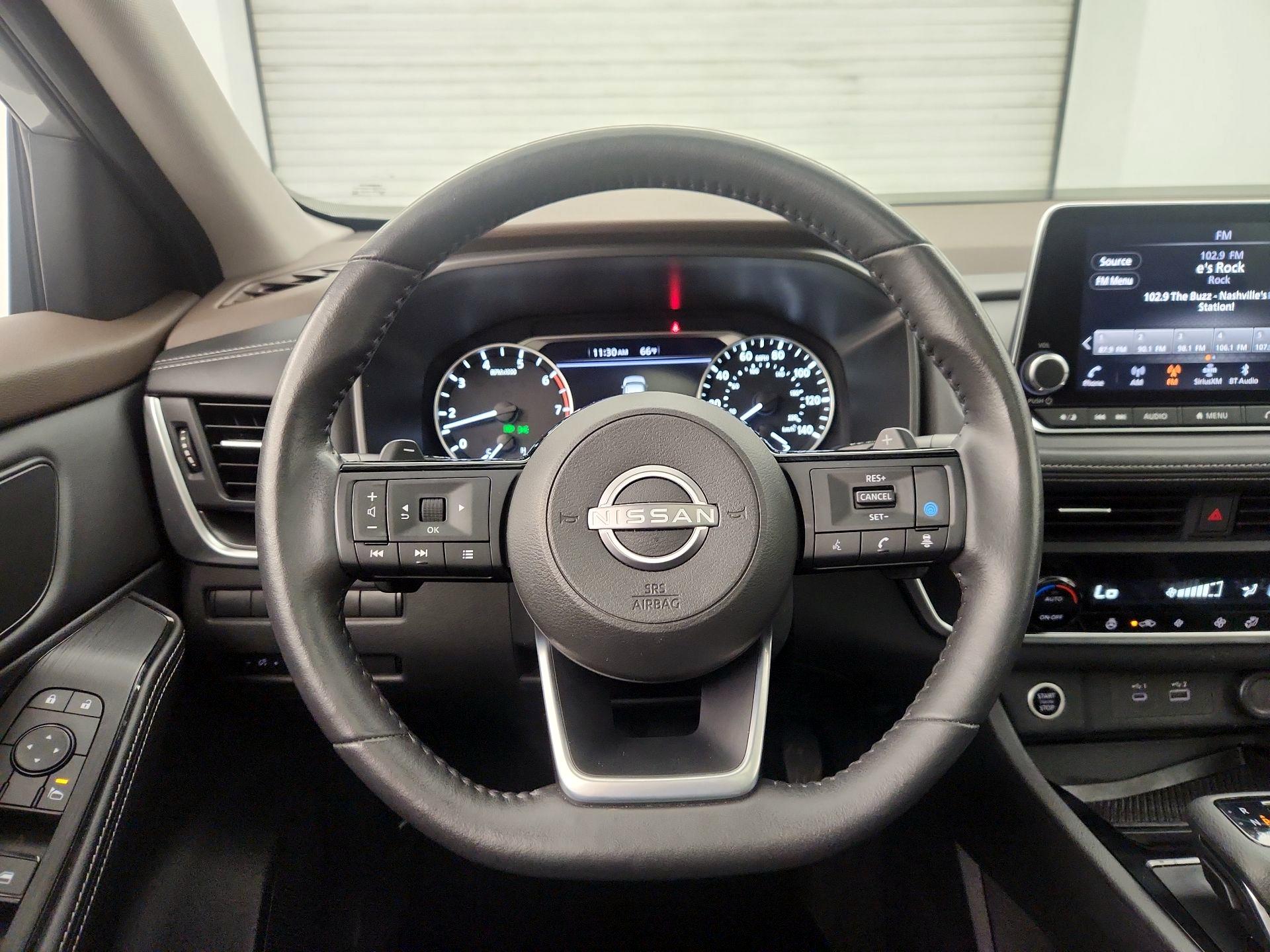 Thumbnail: 2023 Nissan Rogue - 10