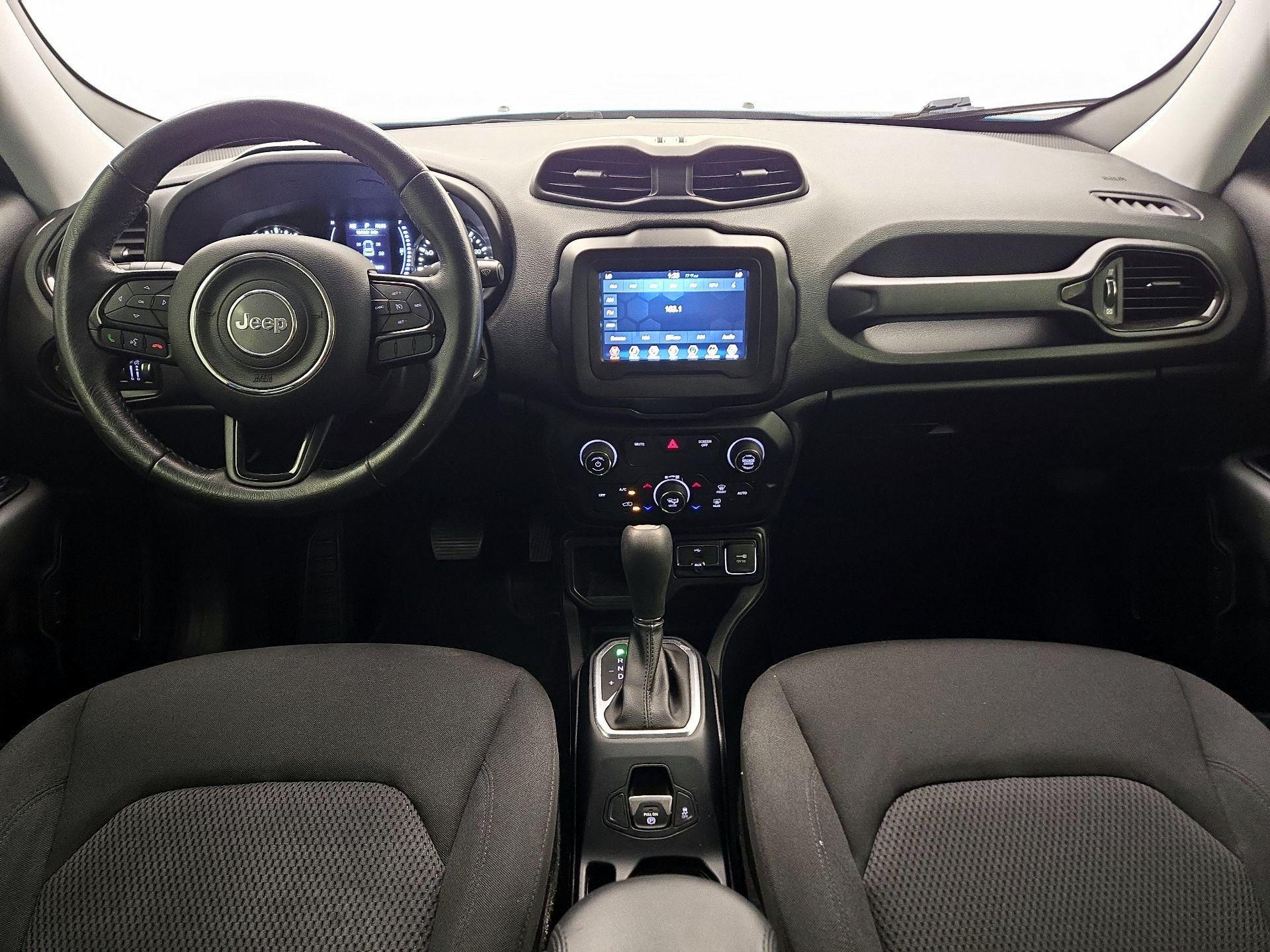 Thumbnail: 2020 Jeep Renegade - 9